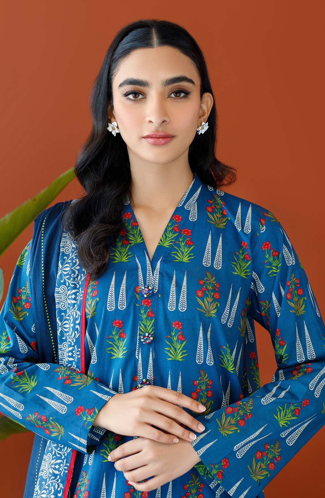 Unstitched 3 Piece Printed Lawn Shirt , Cambric Pant and Lawn Dupatta (OTL-23-321/U BLUE)