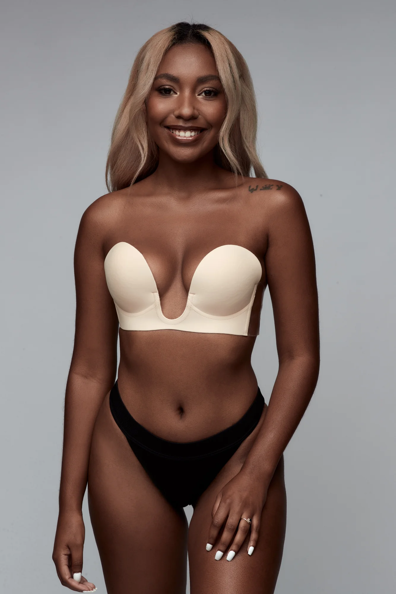 UNDERCOVER Style Helpers Brallelujah Hidden Bra Nude