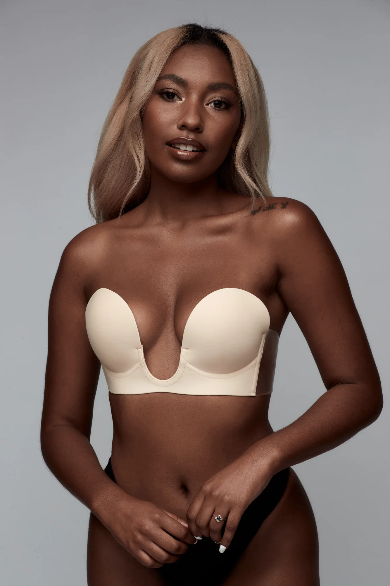 UNDERCOVER Style Helpers Brallelujah Hidden Bra Nude