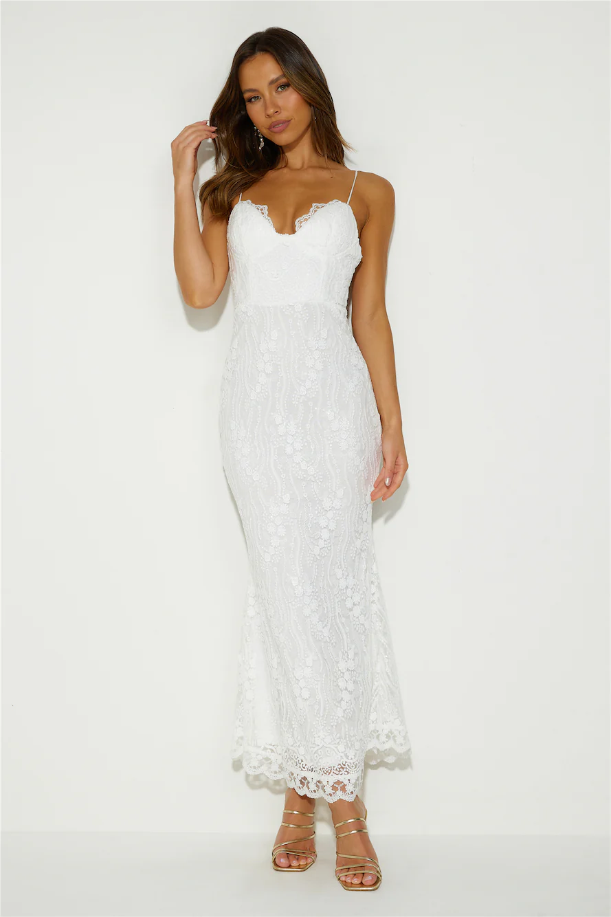 Diamond Ring Lace Maxi Dress White