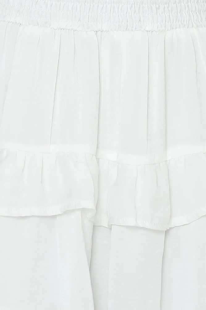 On Screen Skirt White