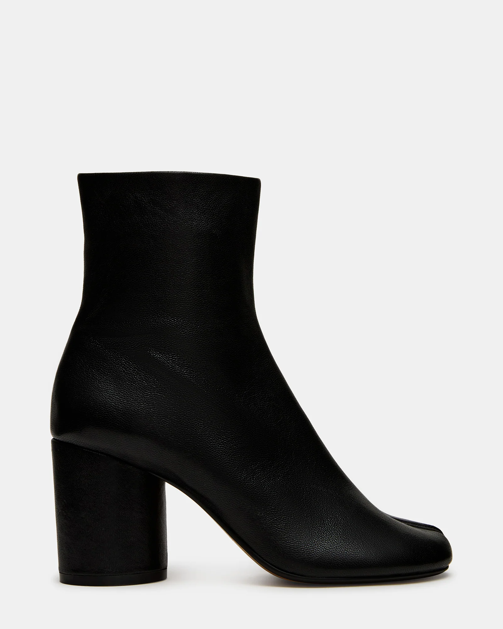 CARO BLACK LEATHER