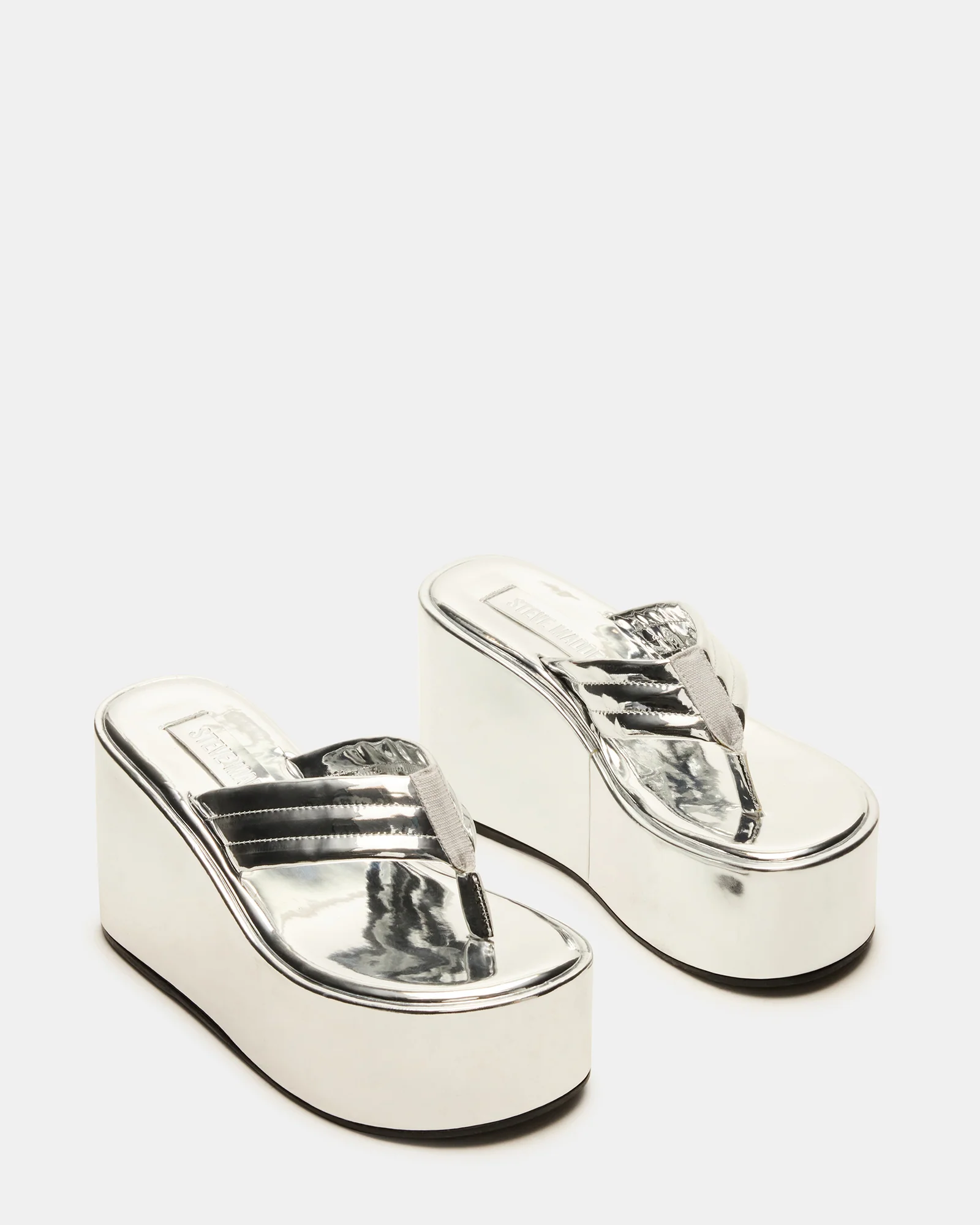 ESCAPISM SILVER