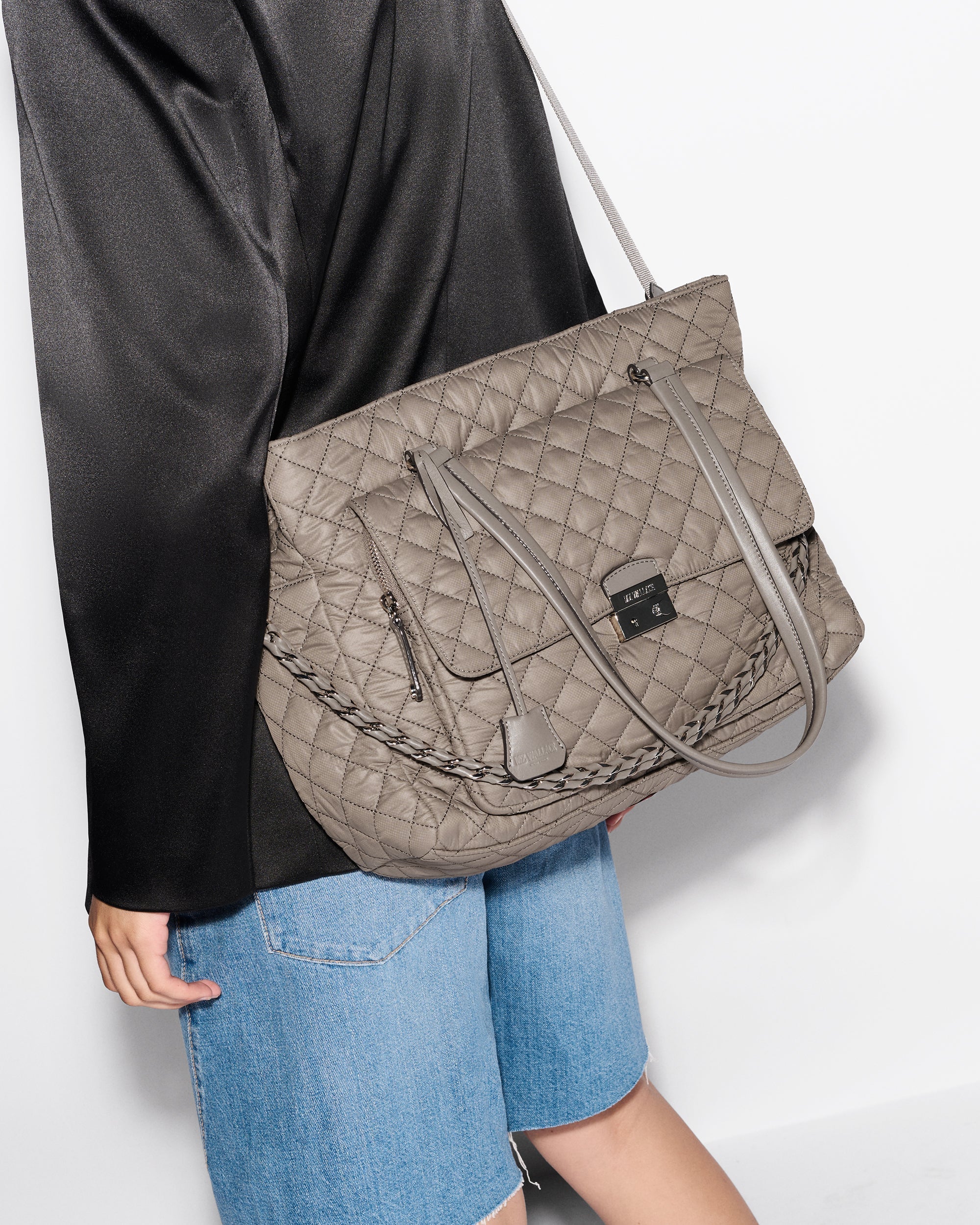 Morning Dove Crosby Lock Tote