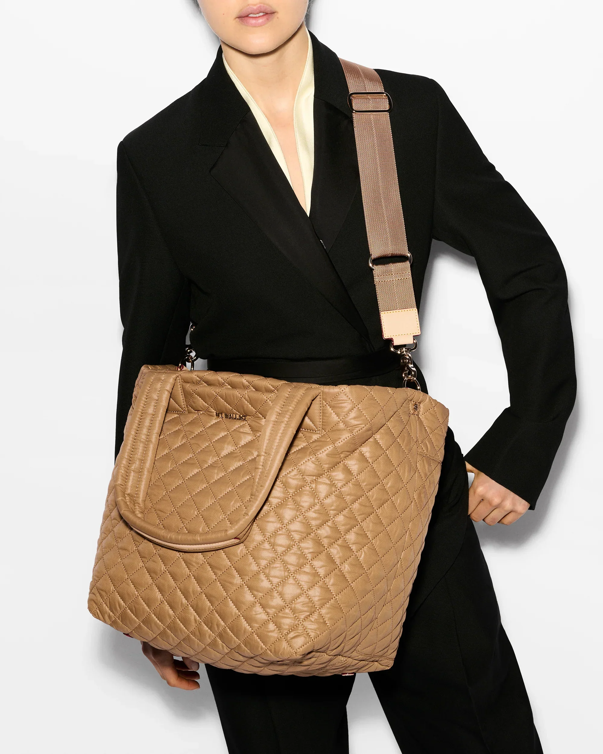 Caramel Medium Metro Tote Deluxe