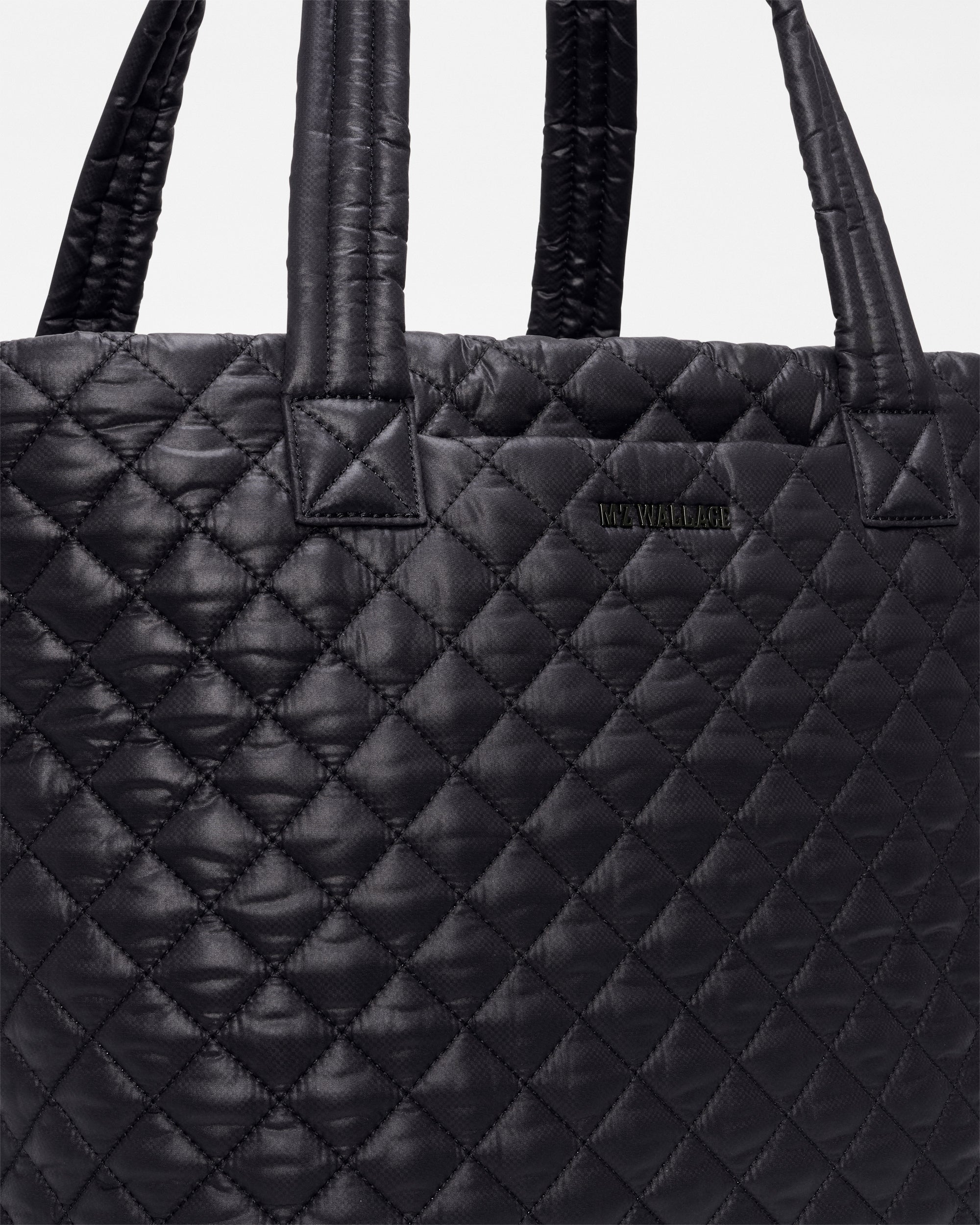 Black Medium Metro Tote Deluxe II