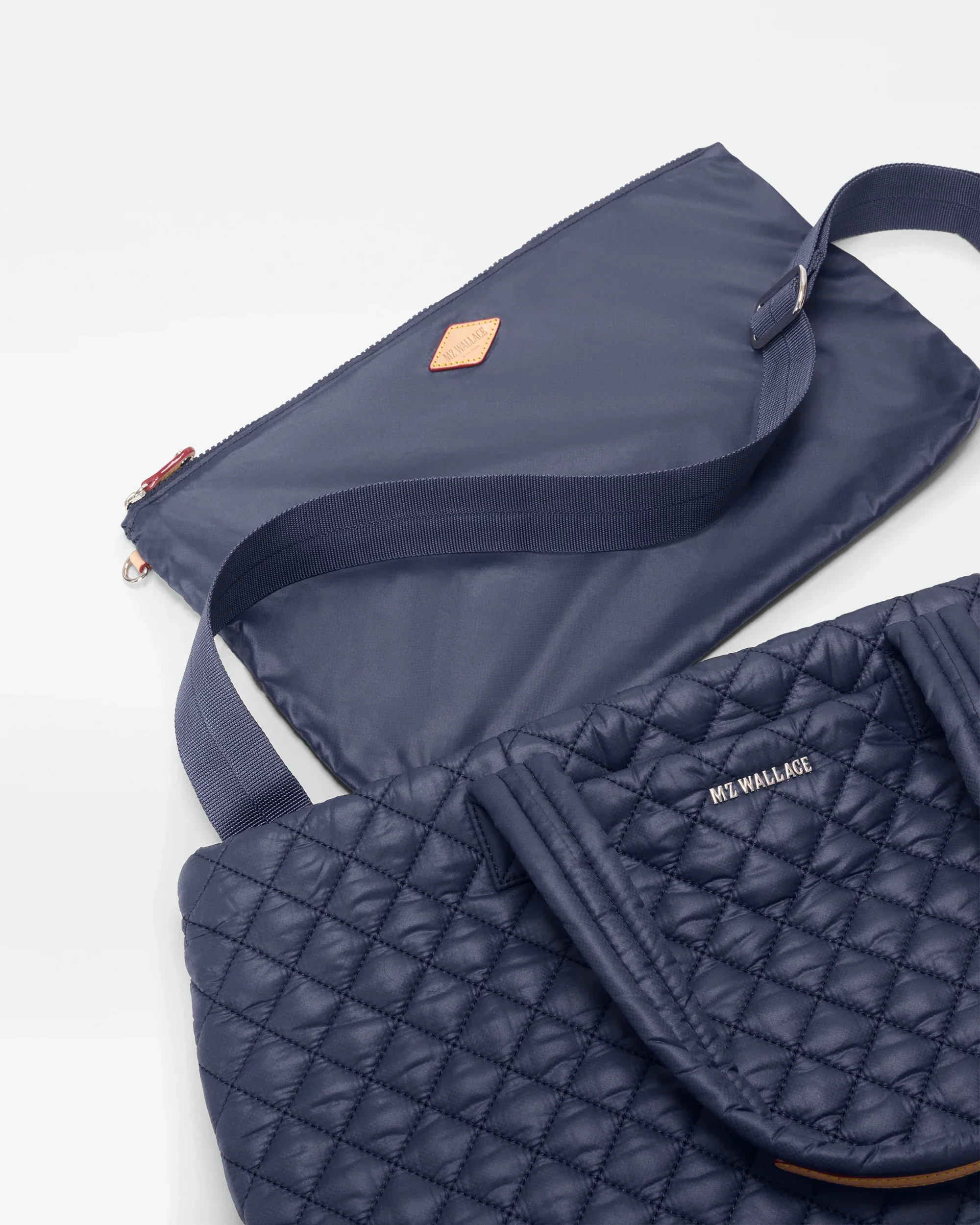 Dawn Medium Metro Tote Deluxe II