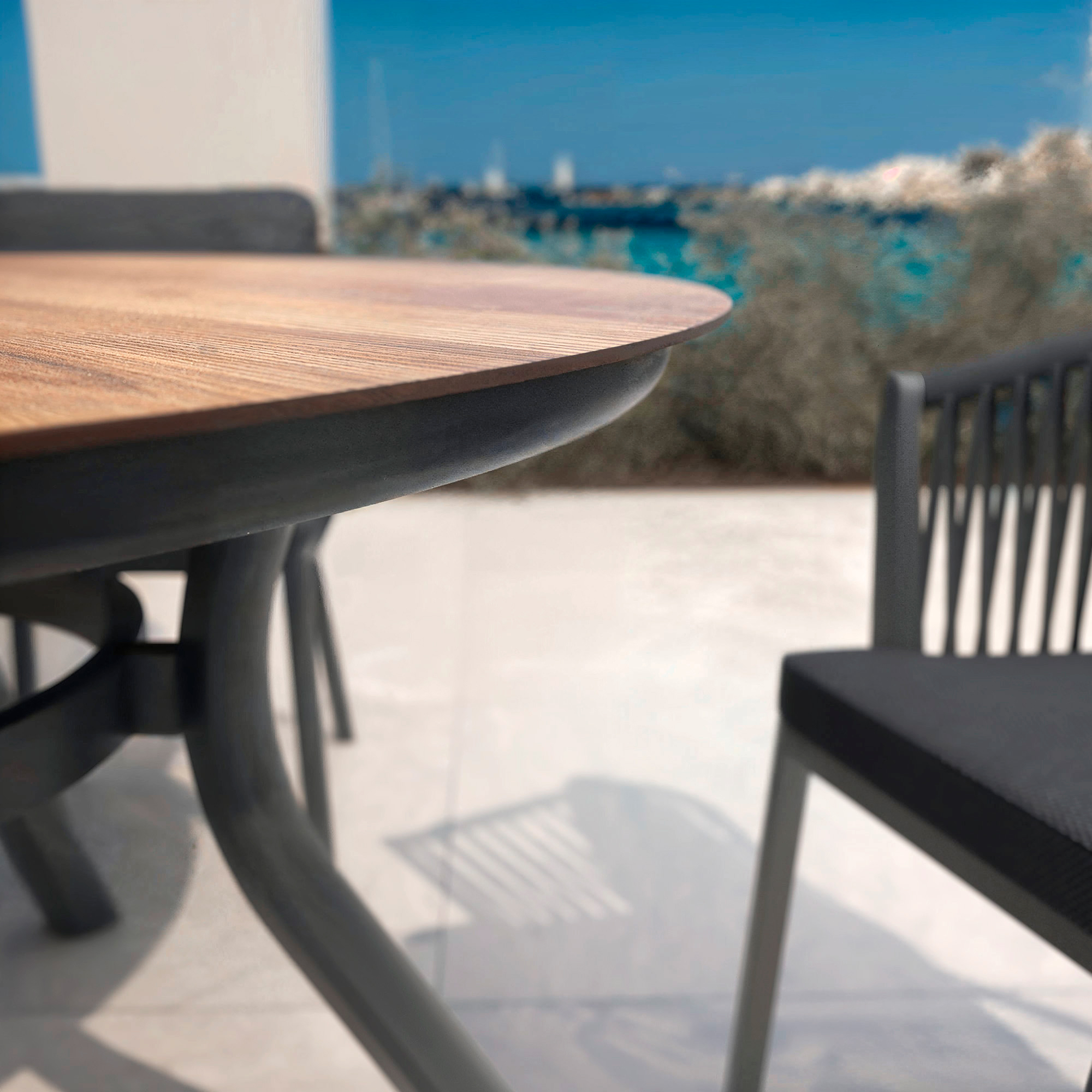Table de jardin ronde en aluminium 6 places (D120 cm) Amalfi Gris anthracite - Action-sport36