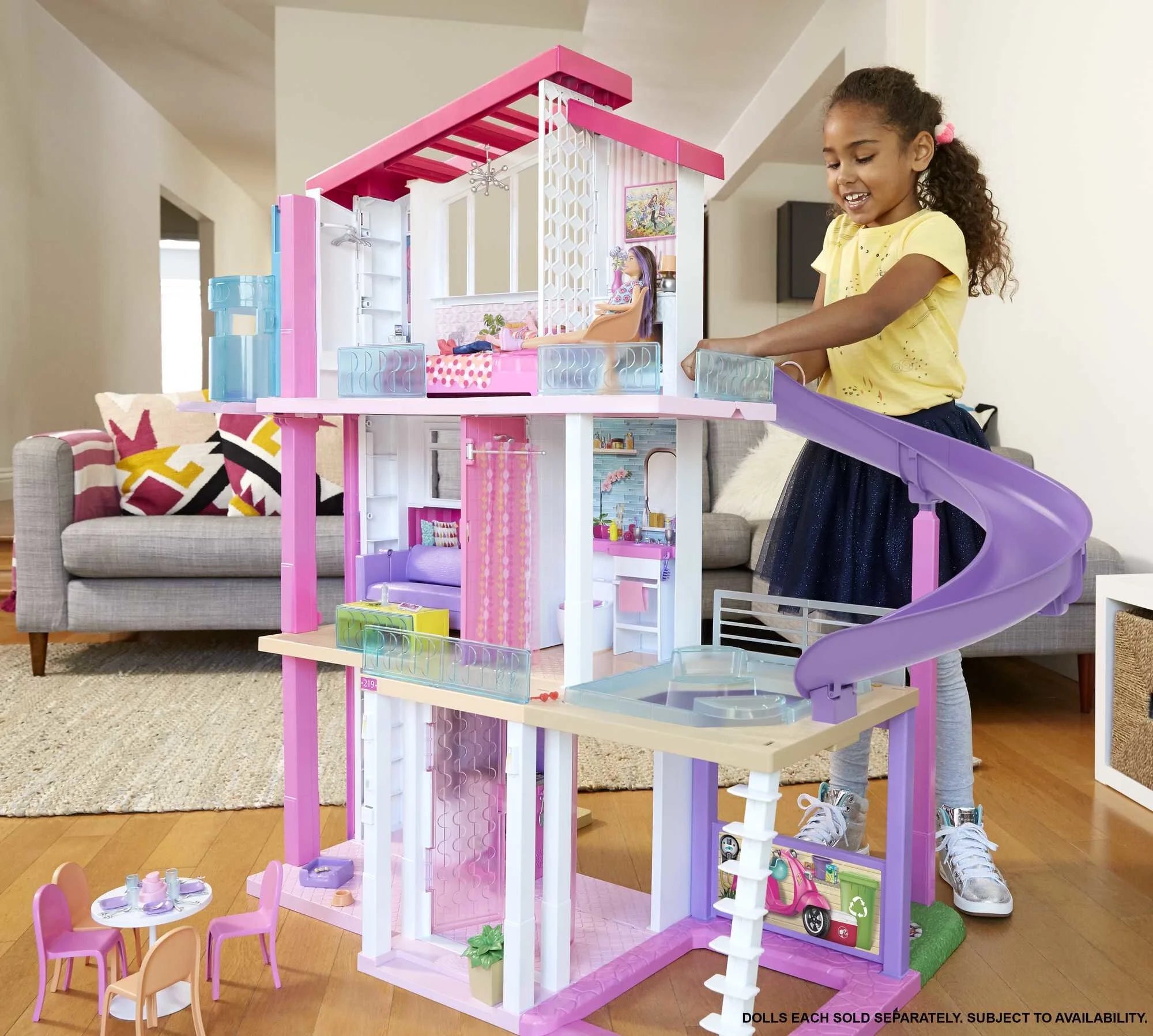 2025 Casa delle bambole Barbie DreamHouse con oltre 70 accessori,ascensore funzionante,luci e suoni