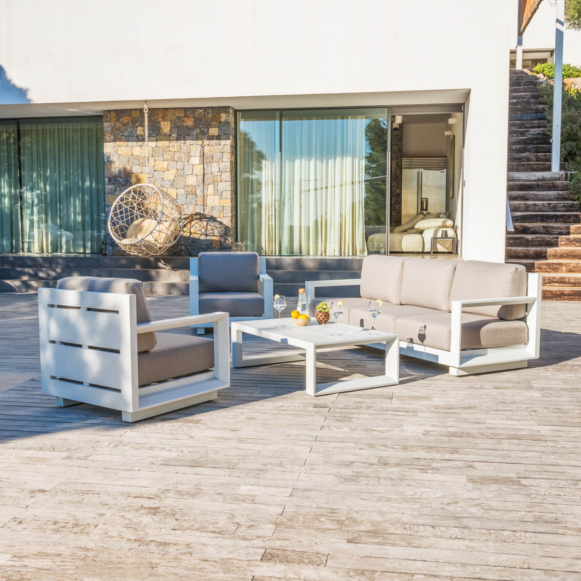 Salon de jardin aluminium 5 places 4 pcs Elba Blanc et taupe - Action-sport36