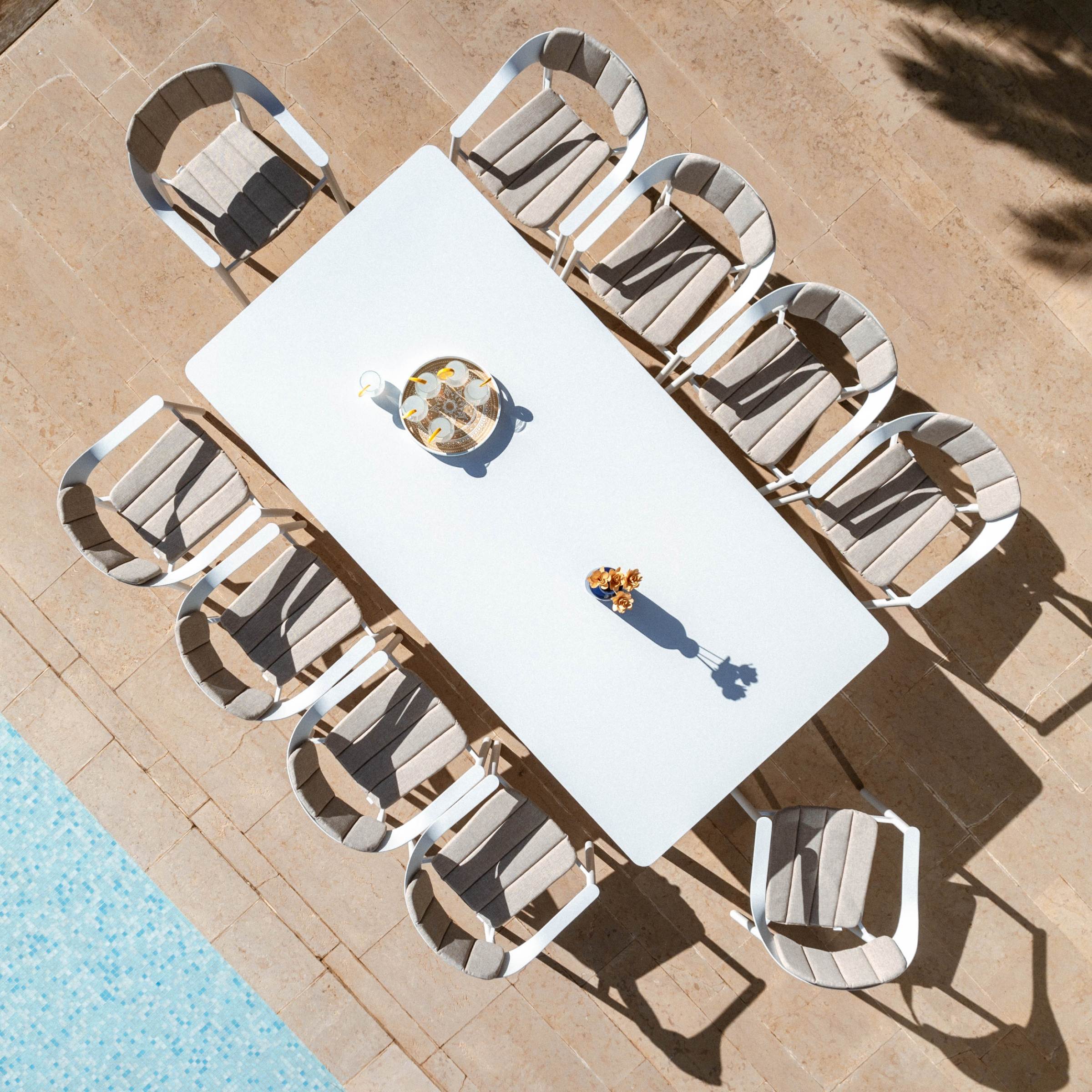 Table de jardin rectangulaire en aluminium 10 places (240 x 120 cm) Monte Carlo Blanc - Action-sport36