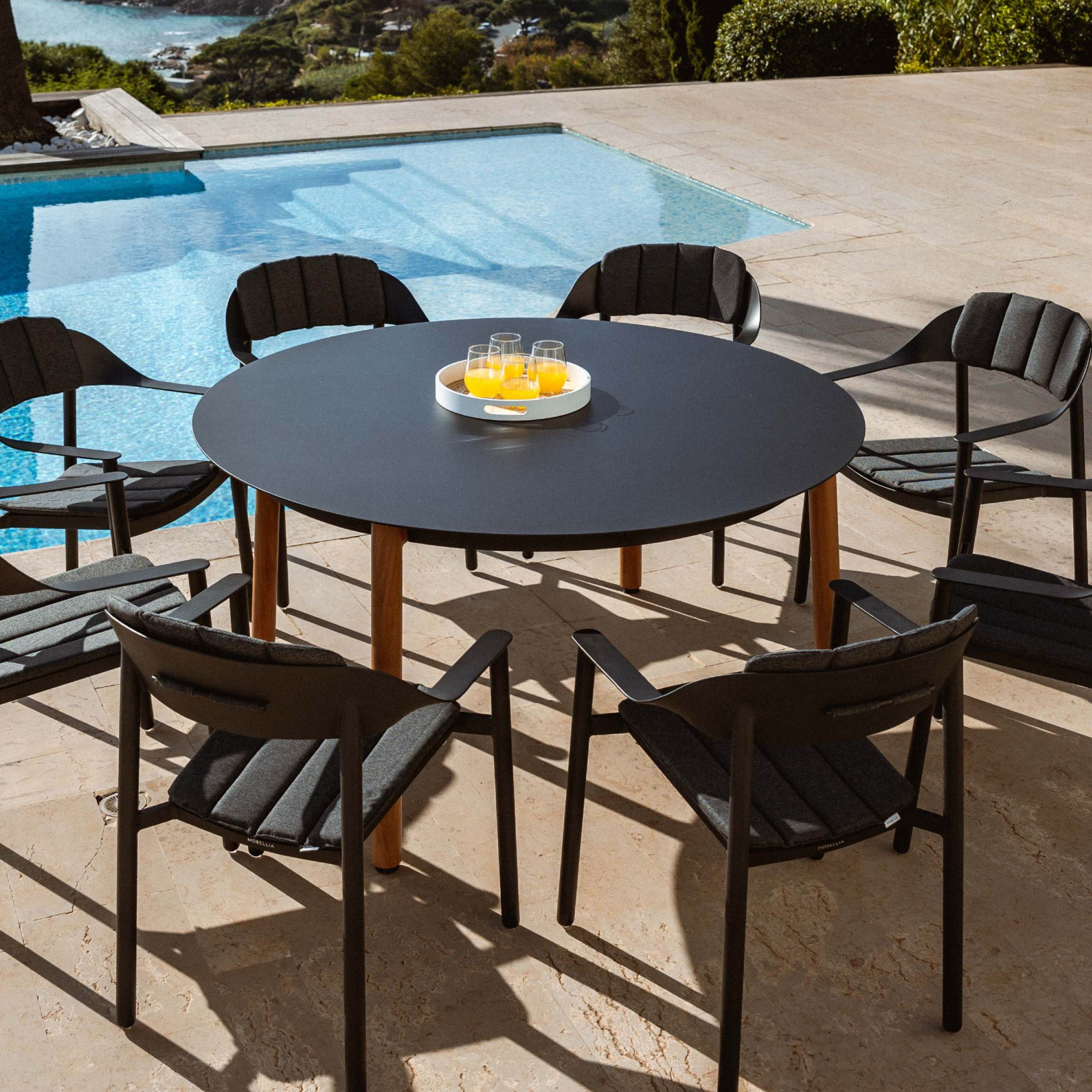 Table de jardin ronde en aluminium 8 places (D149 cm) Monte Carlo Gris anthracite - Action-sport36