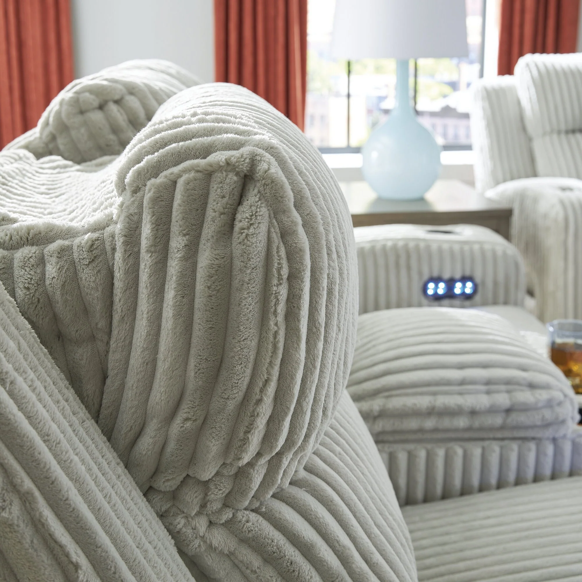 Signature Design by Ashley TwinBrooke Power Recliner