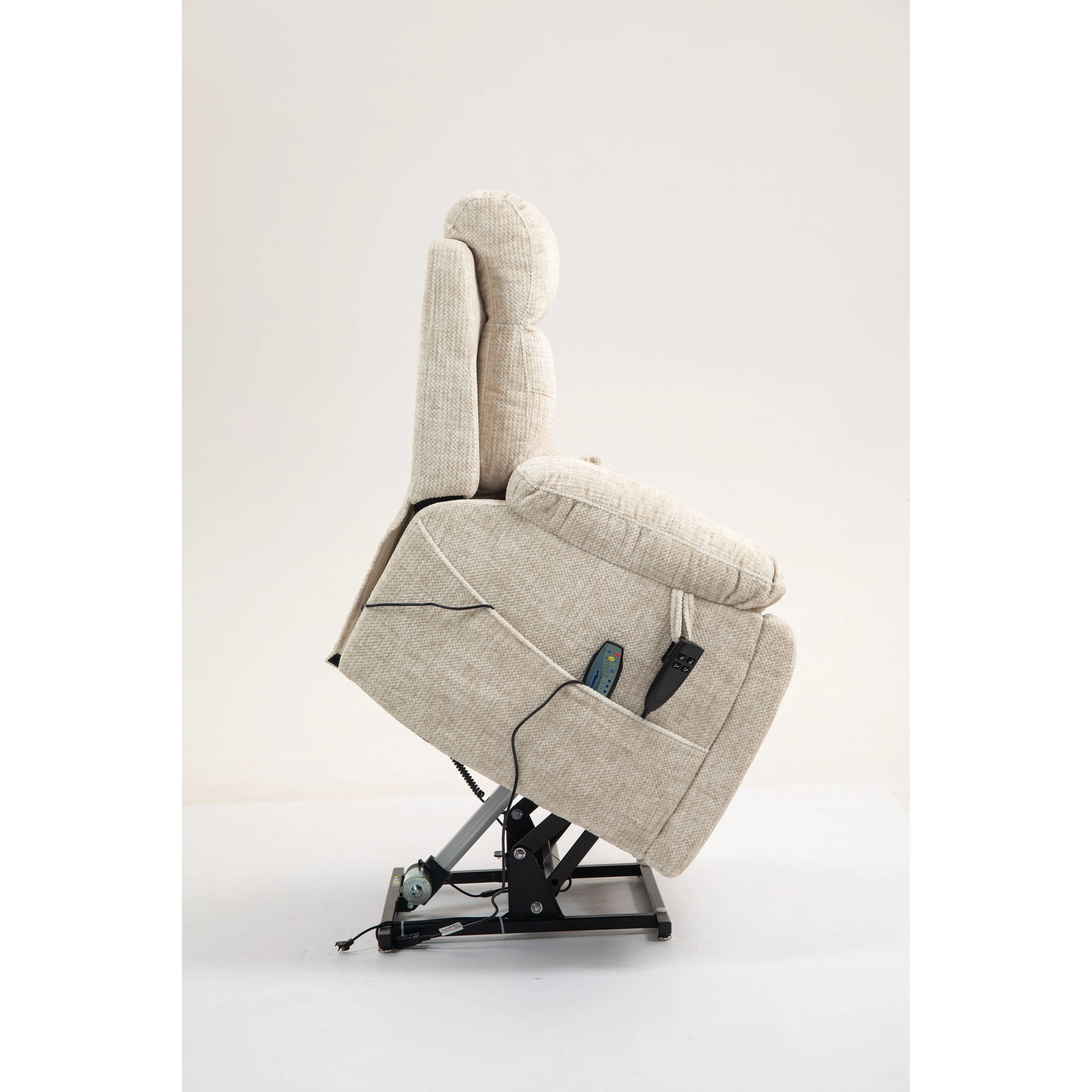 Old age electric lift chair