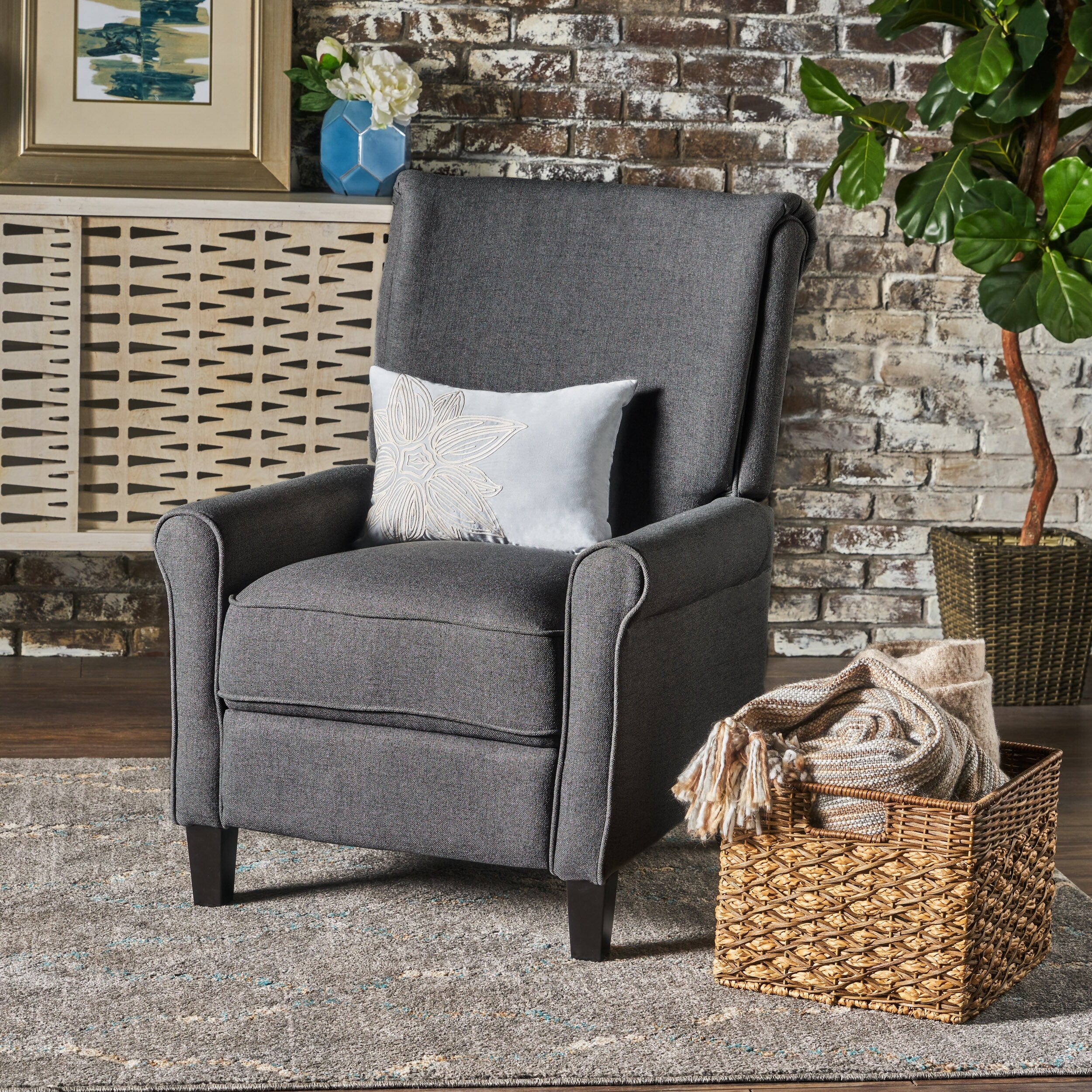 Manual Standard Recliner