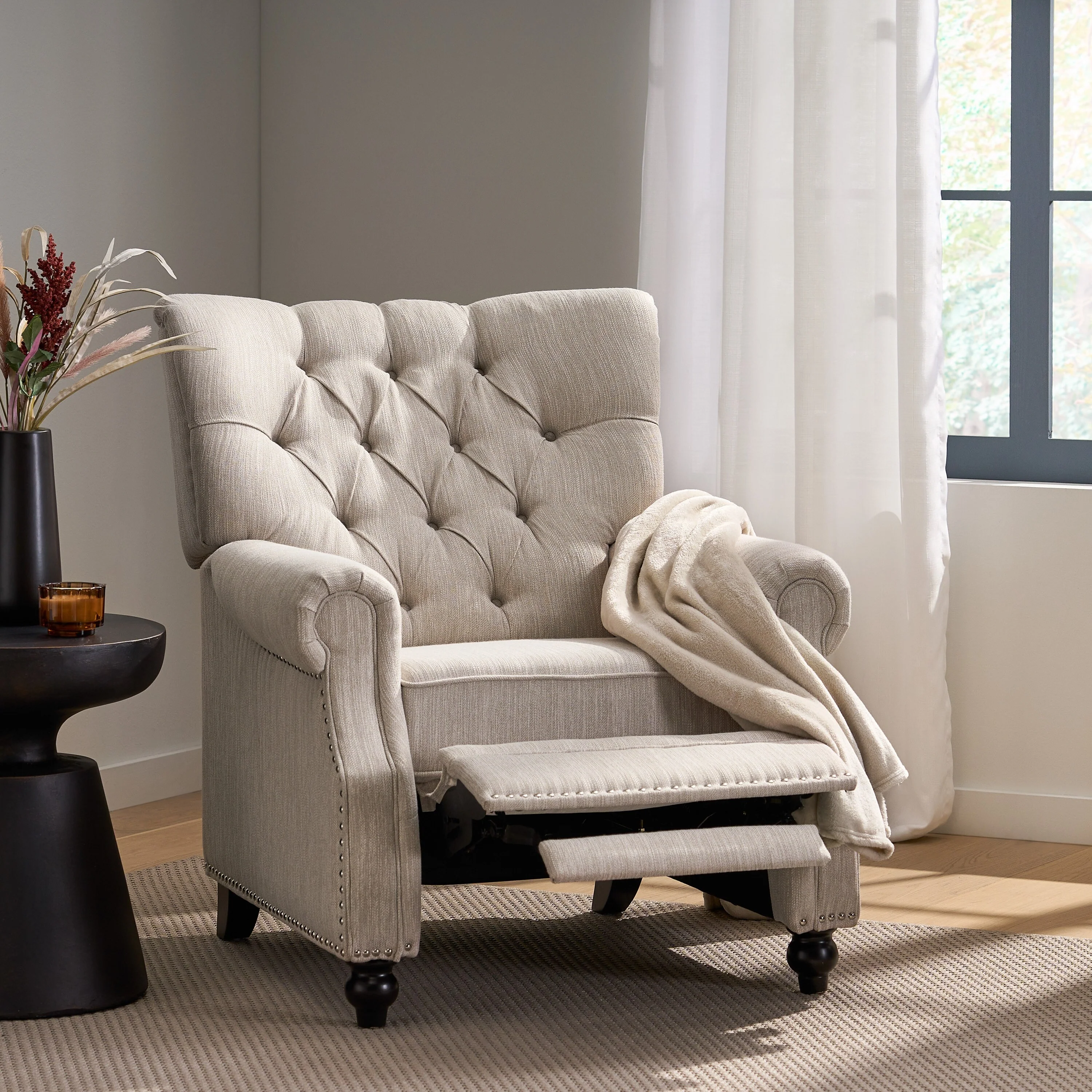 Button?Tufted Push?Back Recliner Chair with Nailhead & Rolled Arms
