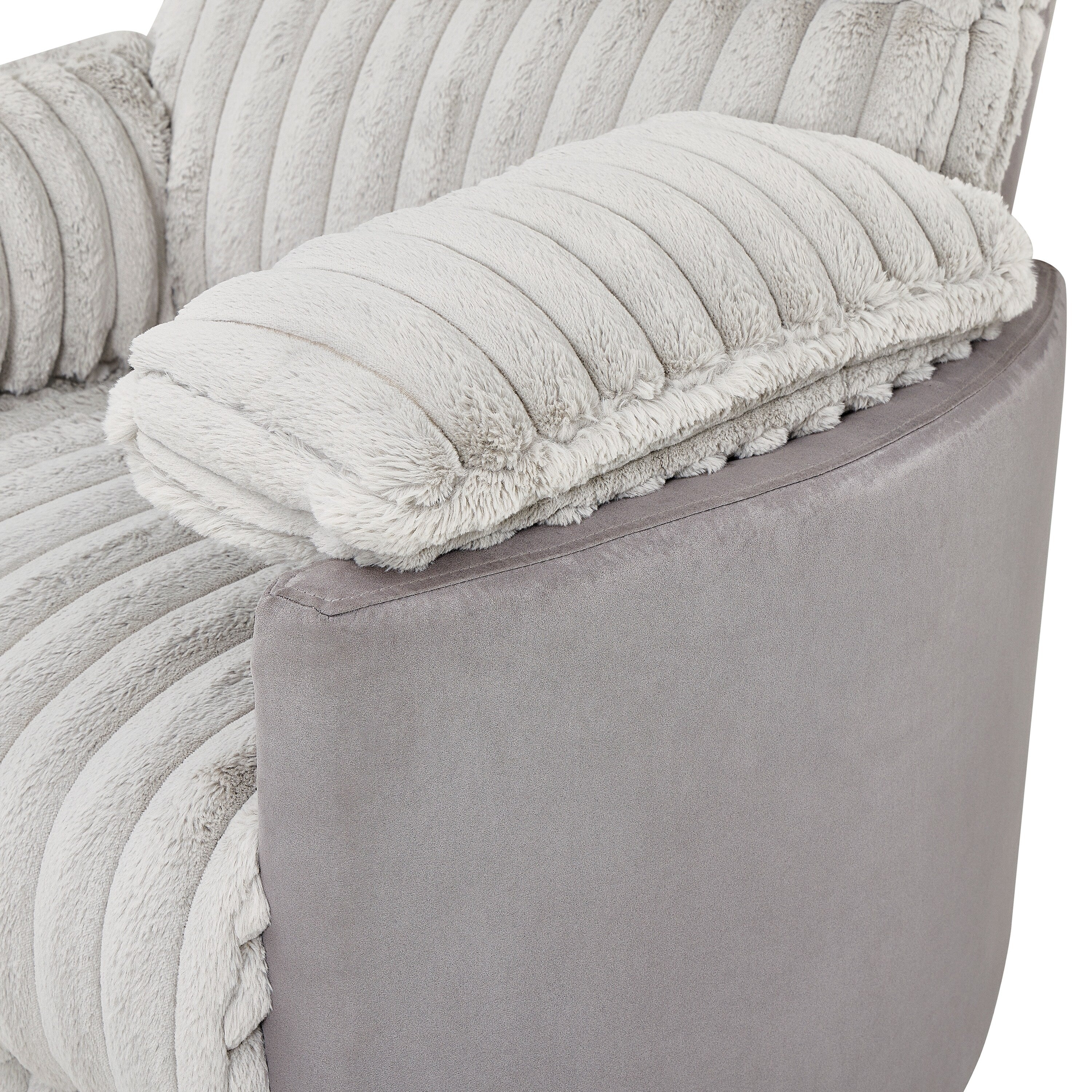 Swivel Recliner Chair with 360�� Rotation, Manual Recline & Plush Arms