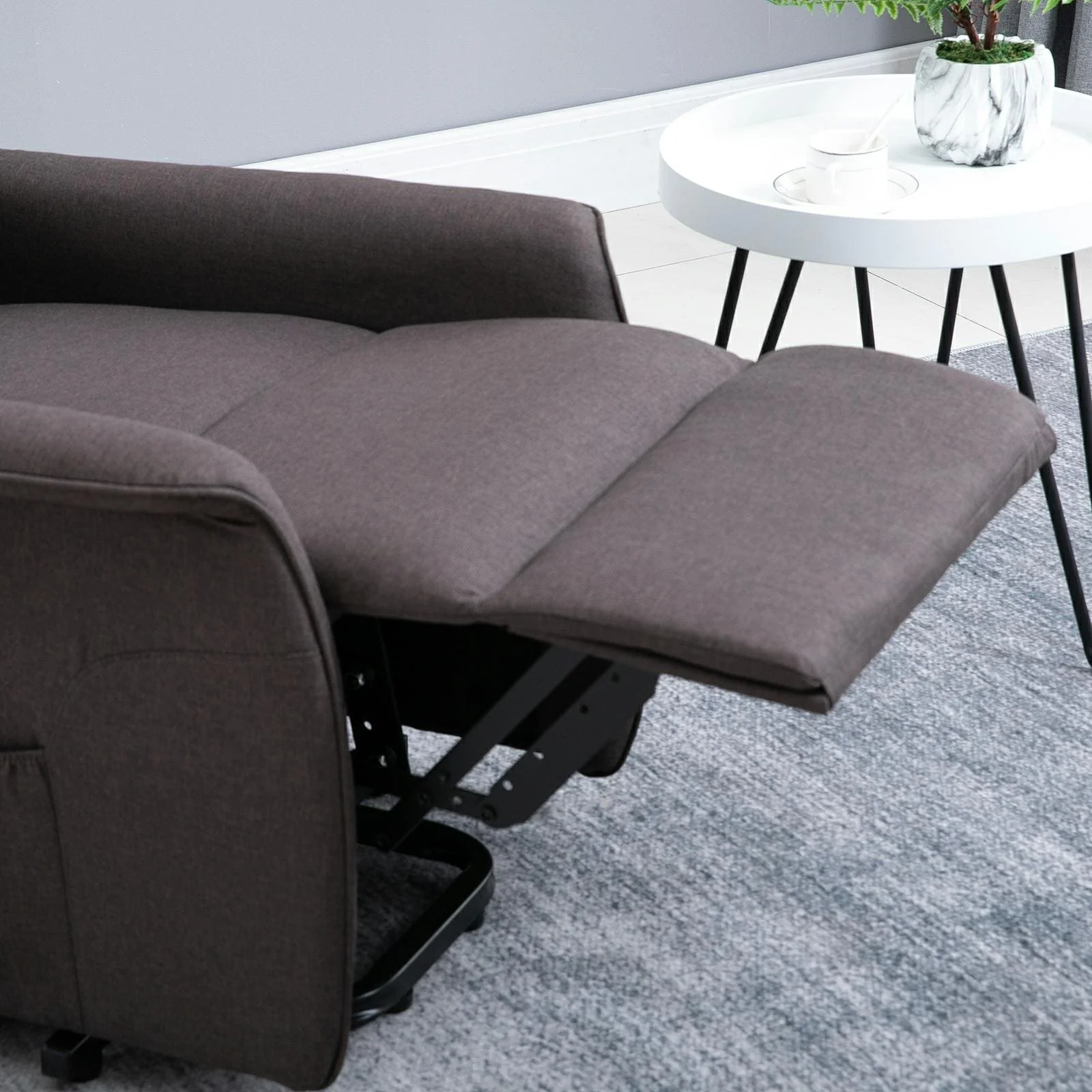 HOMCOM Power Lift Assist Recliner Chair with Remote