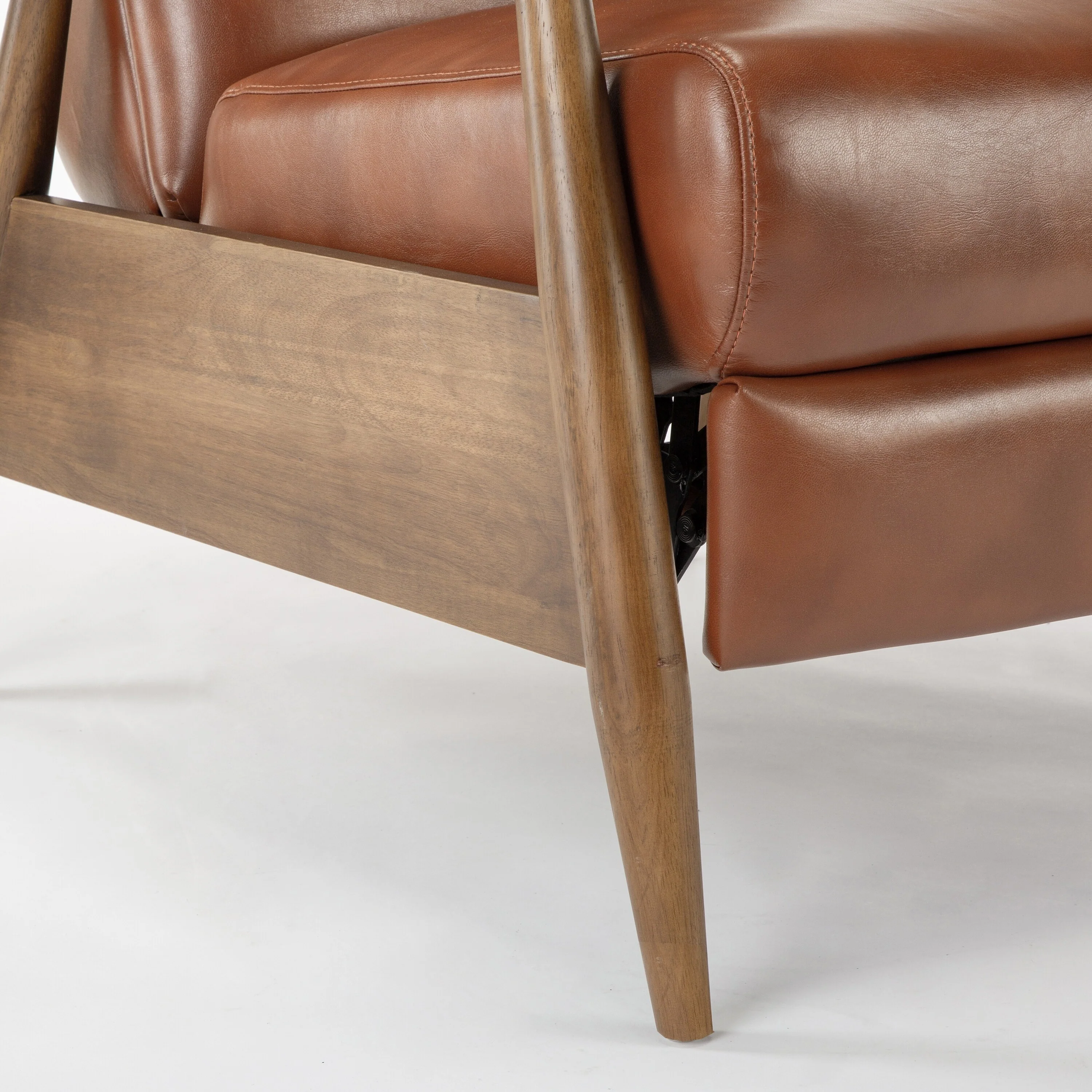 Sarasota Wood Arm Push Back Recliner - Caramel