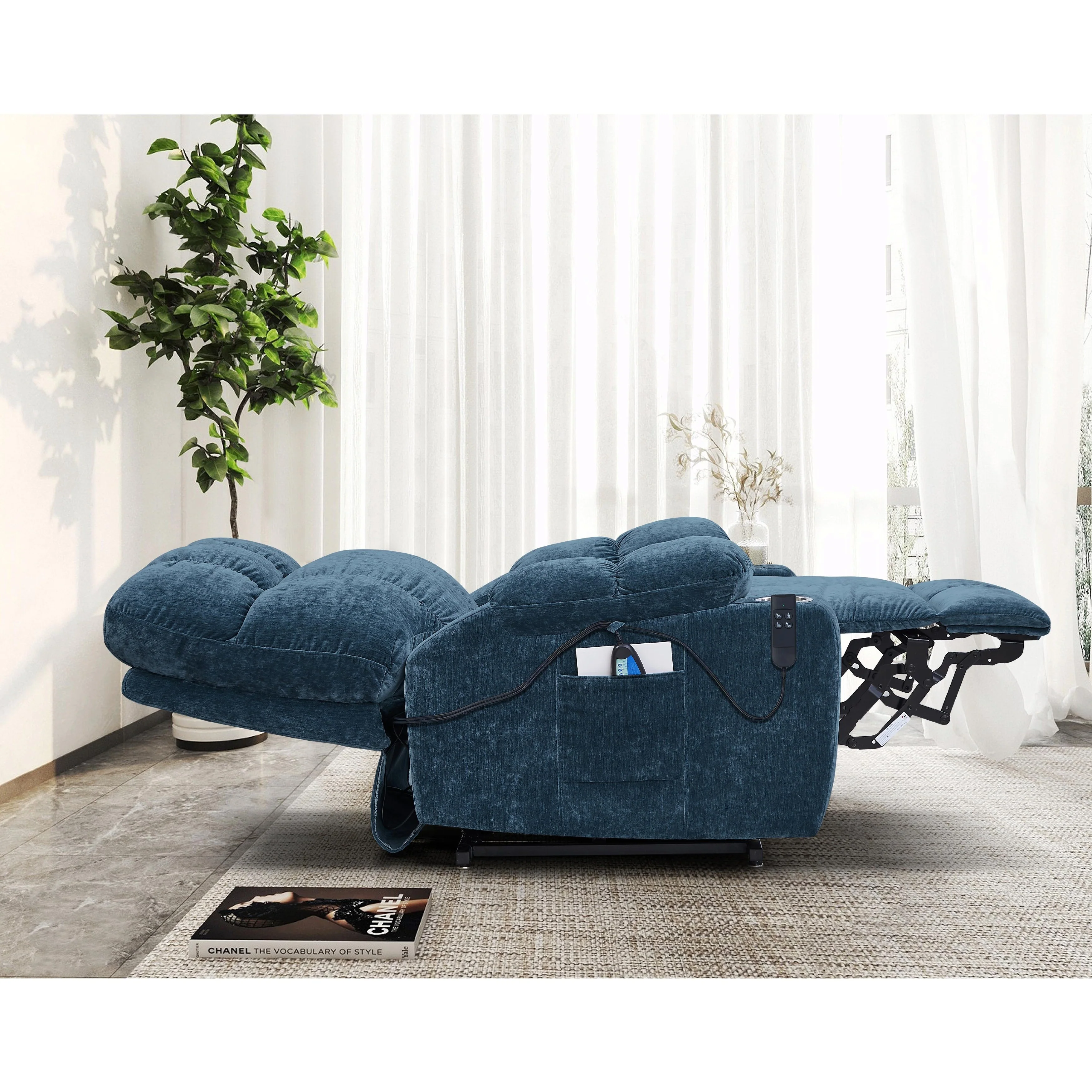 Infinite Position Lay Flat 180�� Recliner with Heat Massage