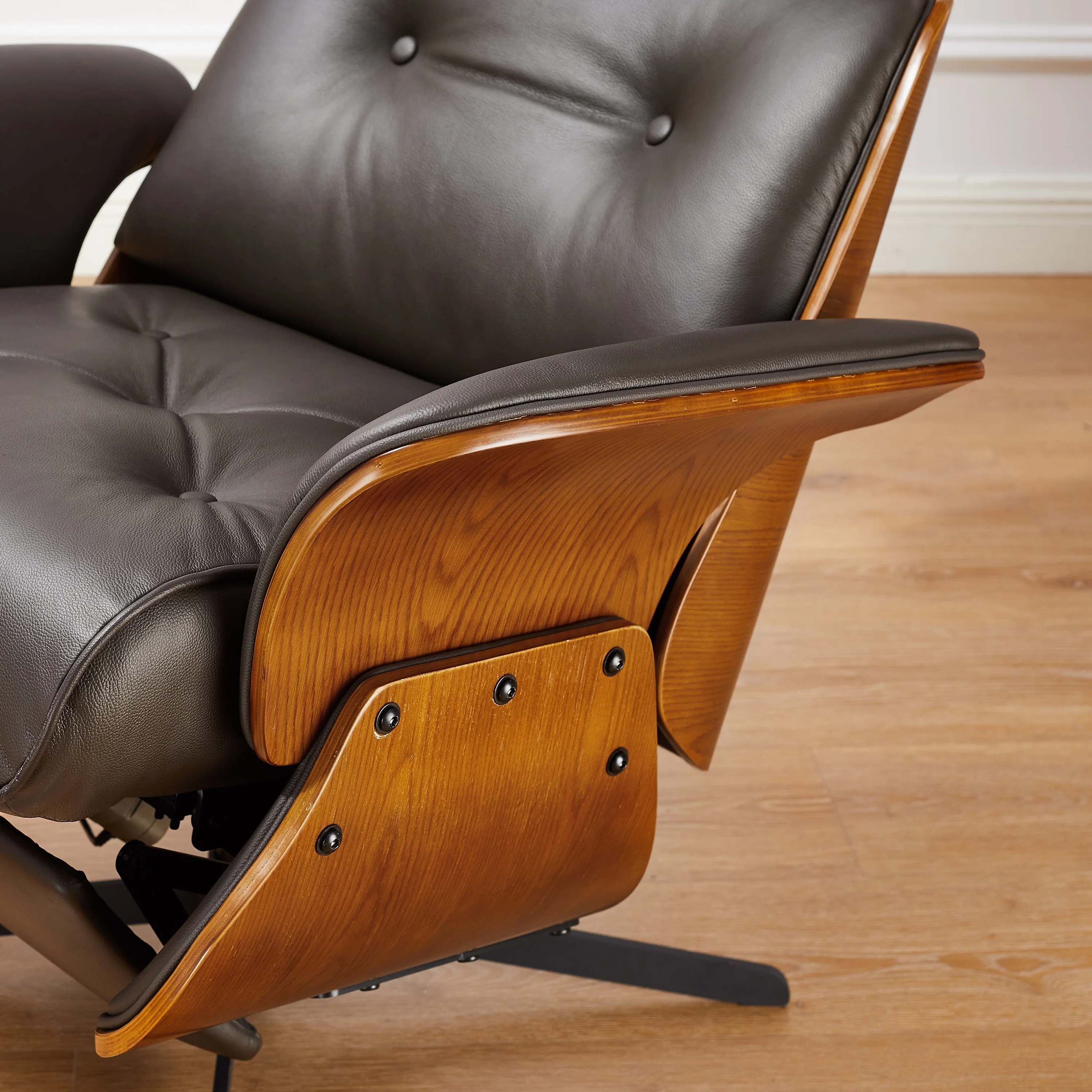 Art Leon Mid-century Modern Genuine Leather Lounge Chair Recliner