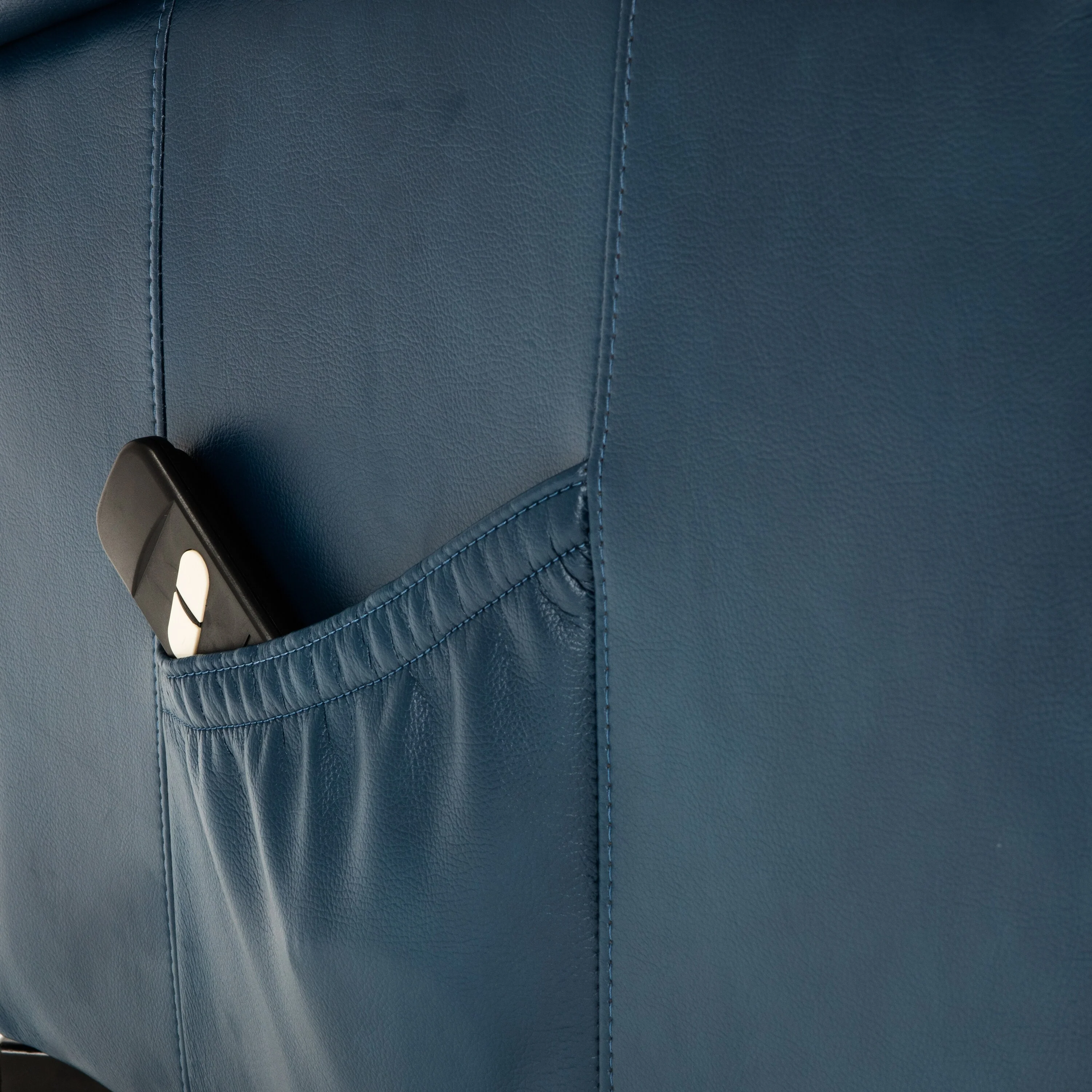 Lawrence Traditional Lift Chair by Greyson Living