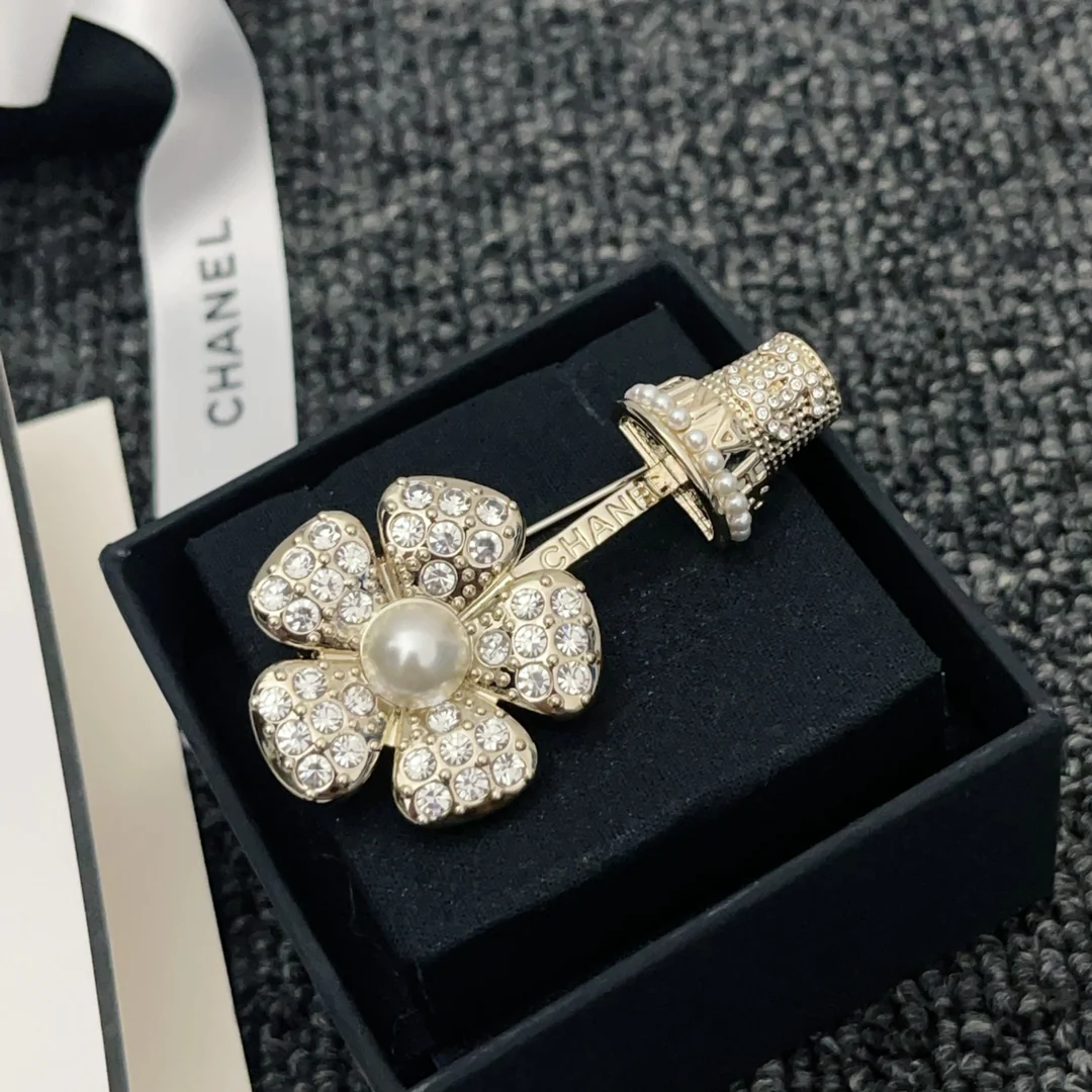 BCB008 CC flower brooch - ccjewelryacc