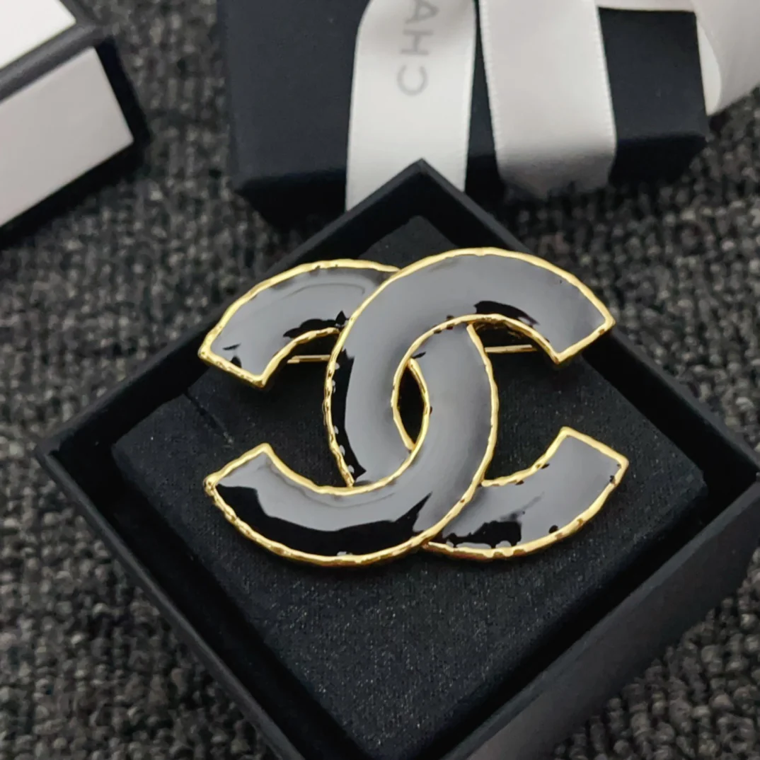 BCB011 Enamel CC brooch - ccjewelryacc