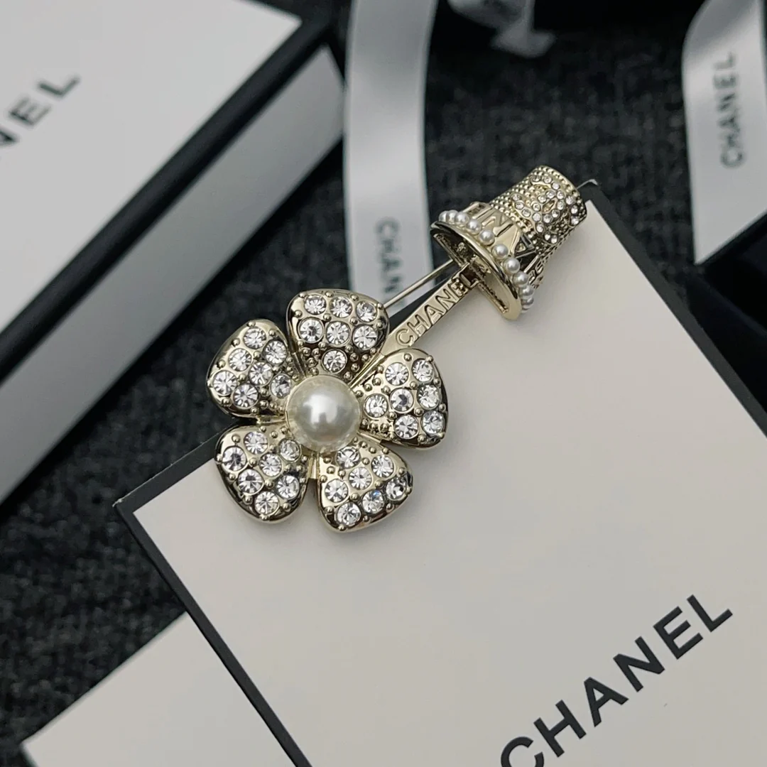 BCB008 CC flower brooch - ccjewelryacc