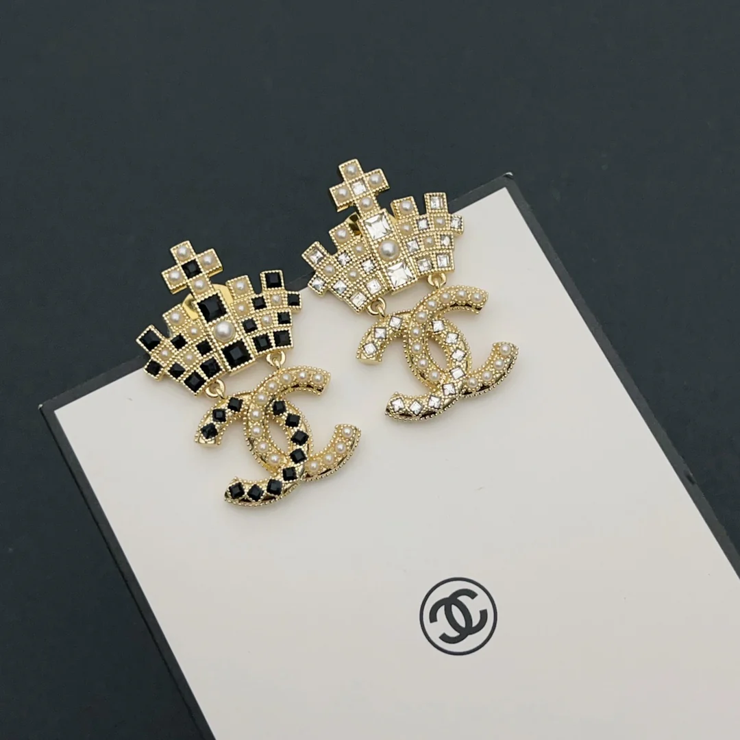 BCB021 CC crystal crown brooch pin - ccjewelryacc