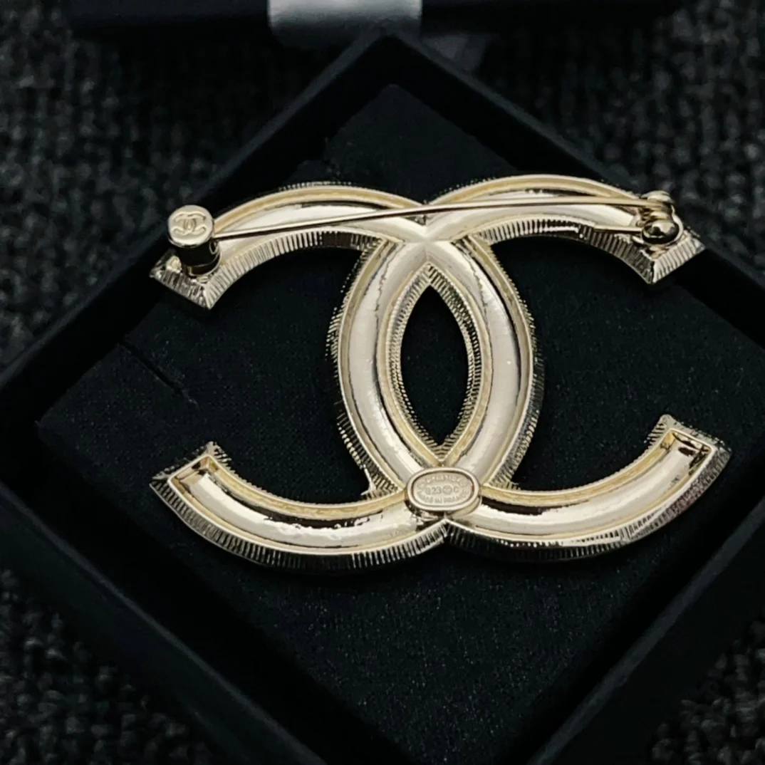 BCB014 CC brooch pin - ccjewelryacc