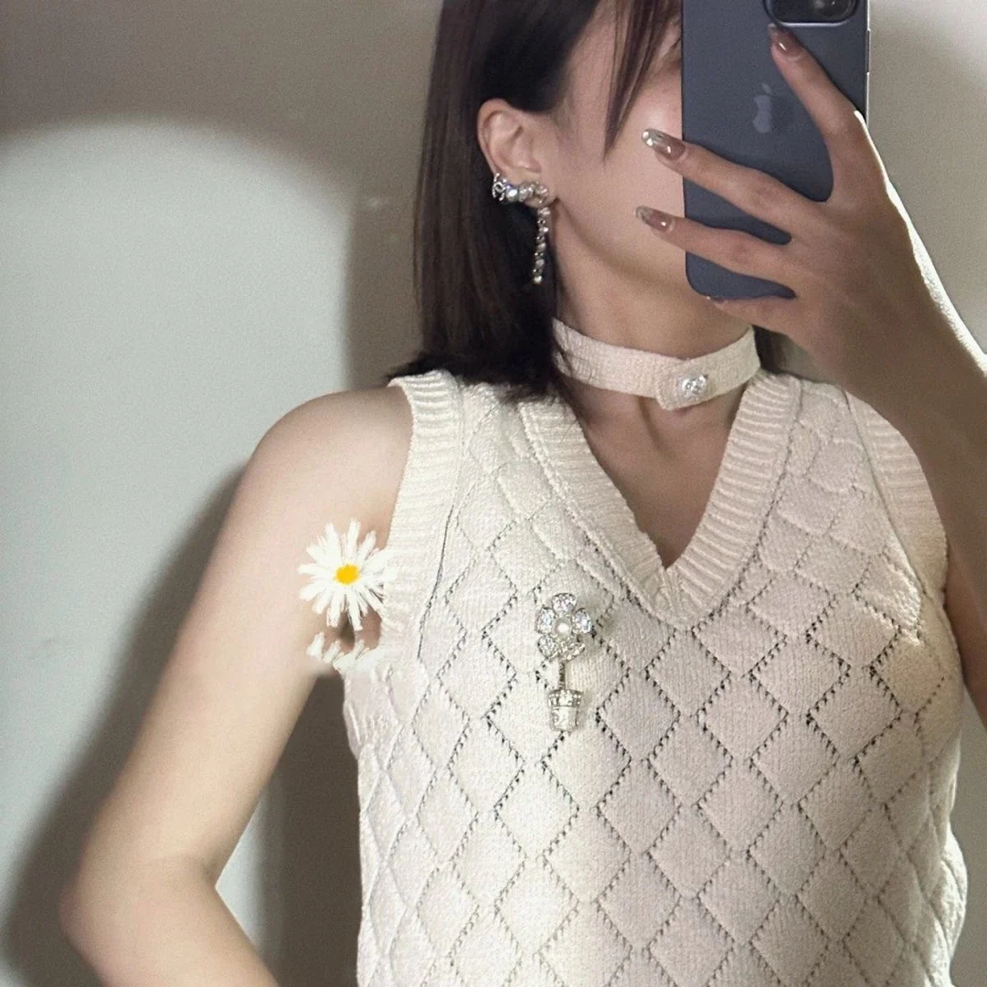 BCB008 CC flower brooch - ccjewelryacc