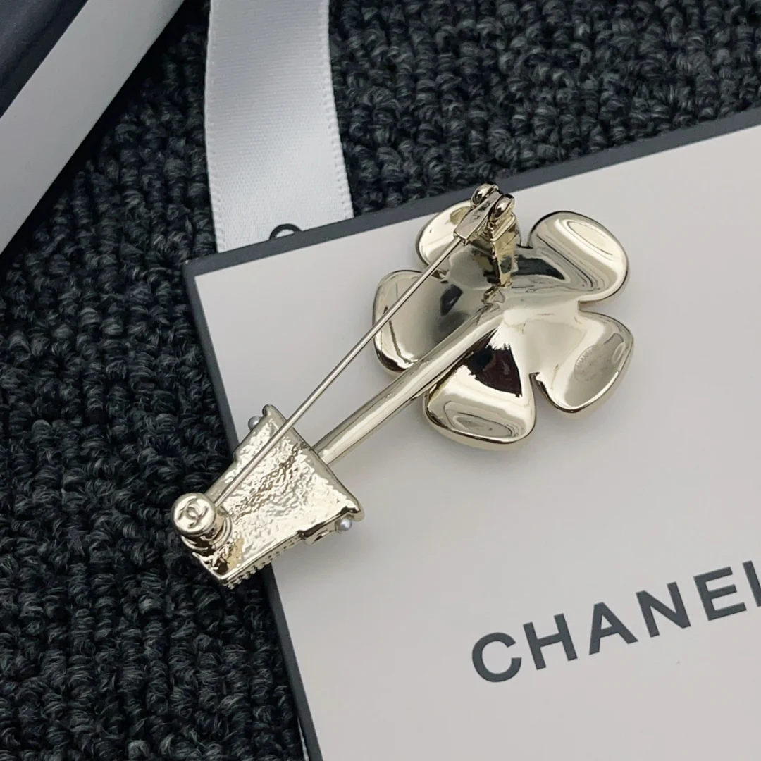 BCB008 CC flower brooch - ccjewelryacc