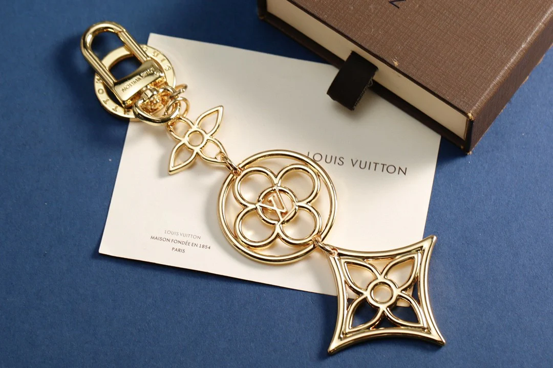 Luxury designer Keychain LVK005 - ccjewelryacc