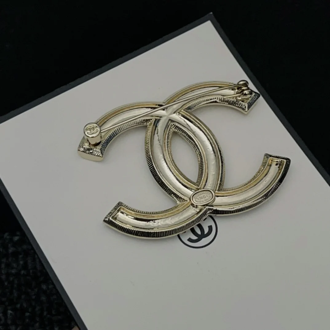 BCB014 CC brooch pin - ccjewelryacc