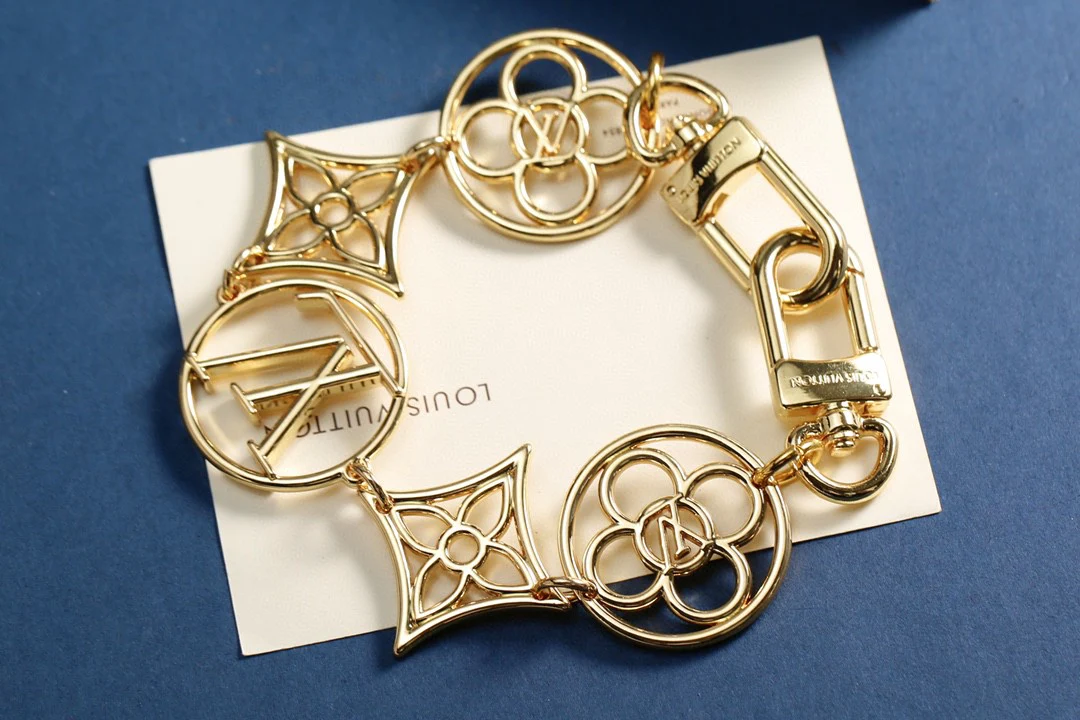 Luxury designer Keychain LVK006 - ccjewelryacc