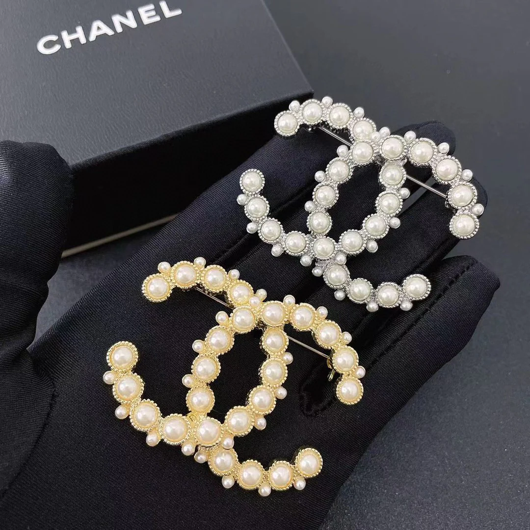 BCB120 Pearl CC logo brooch Pin - ccjewelryacc