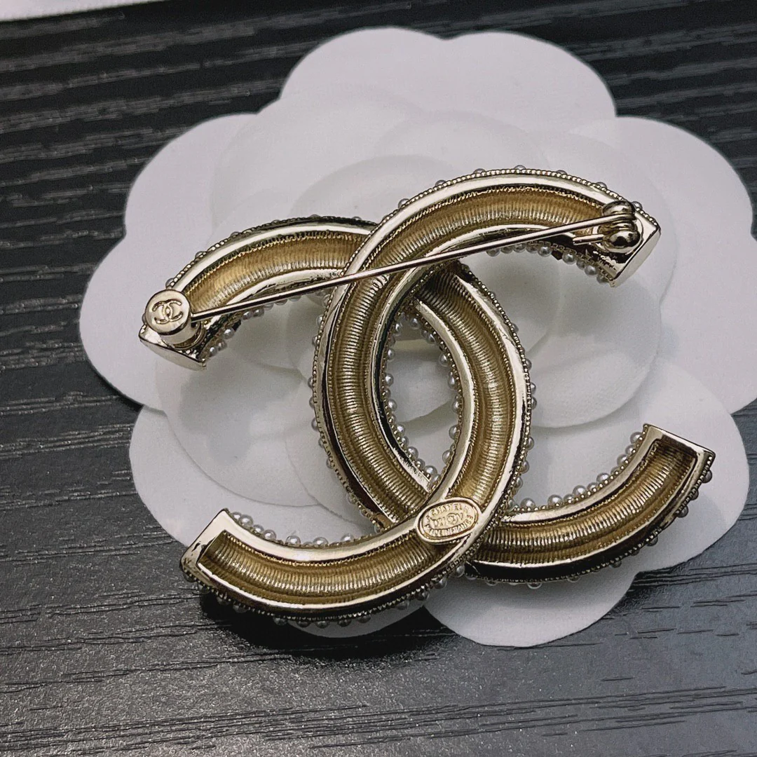 BCB048 Pearl Crystal Enamel CC Brooch Black Gold - ccjewelryacc