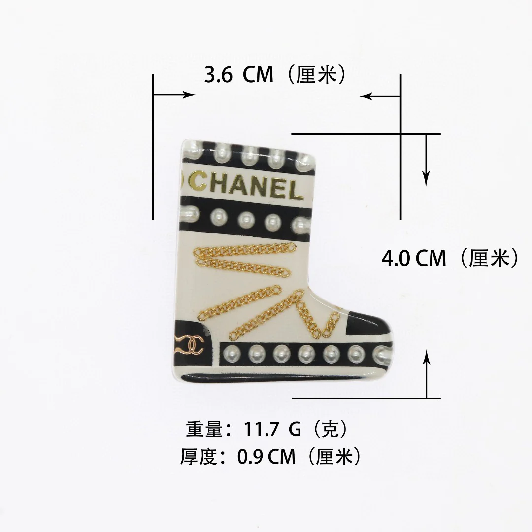 BCB259 23C acrylic pearl chain snow boot CC brooch pin - ccjewelryacc