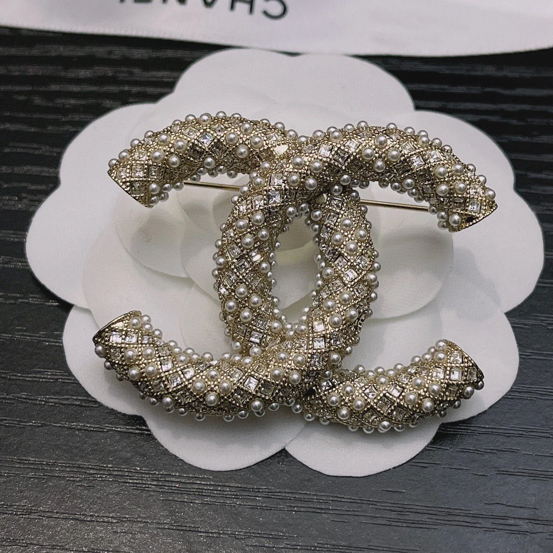 BCB048 Pearl Crystal Enamel CC Brooch Black Gold - ccjewelryacc