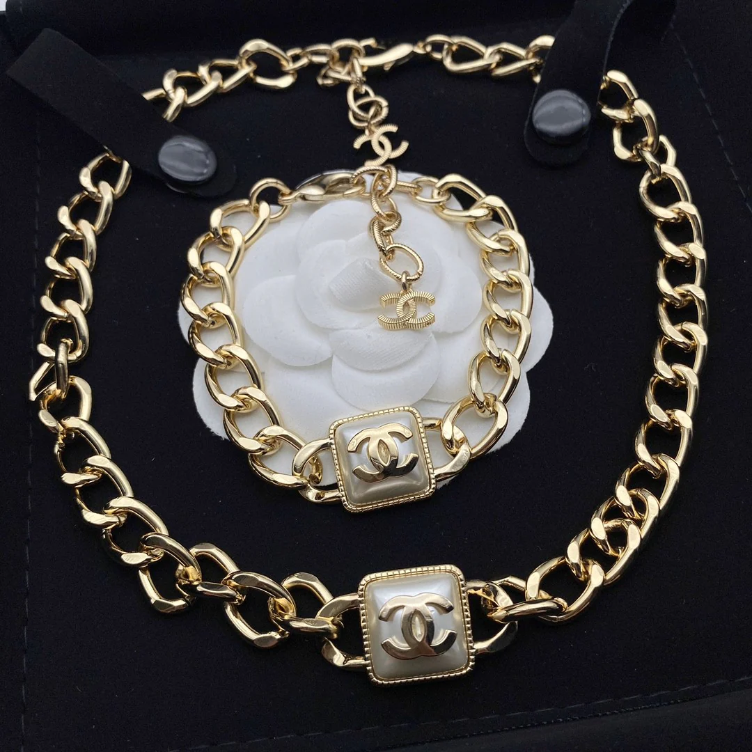 CCT051 Chanel Pearl CC Chain Link Choker Necklace Gold - ccjewelryacc