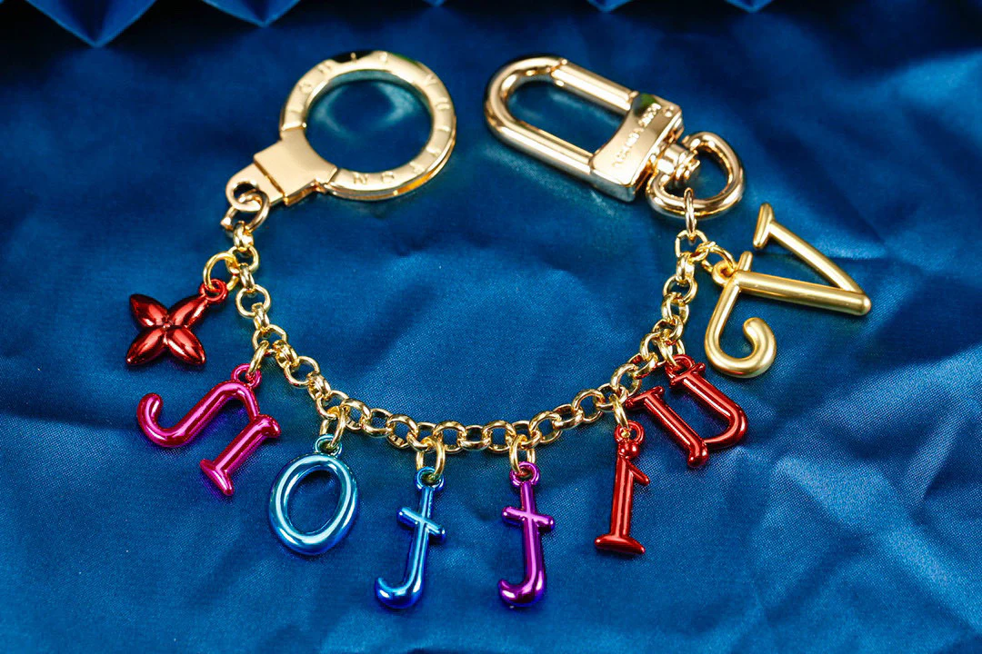 Luxury designer Keychain LVK021 - ccjewelryacc