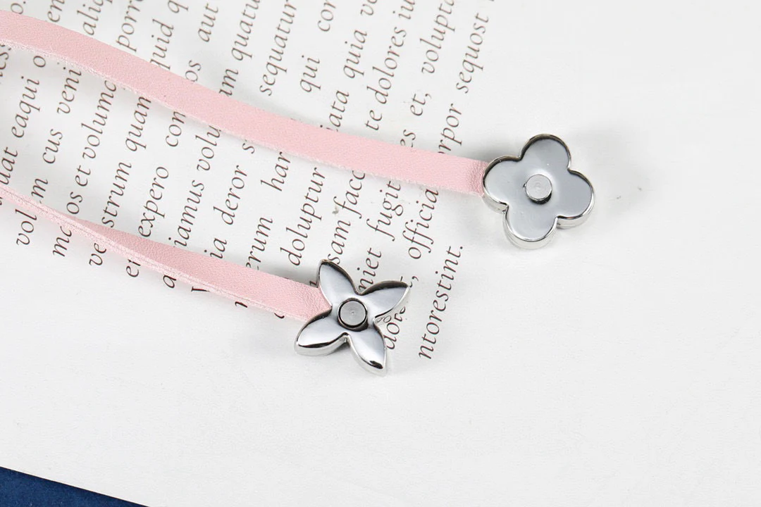 Luxury designer Keychain LVK043 - ccjewelryacc