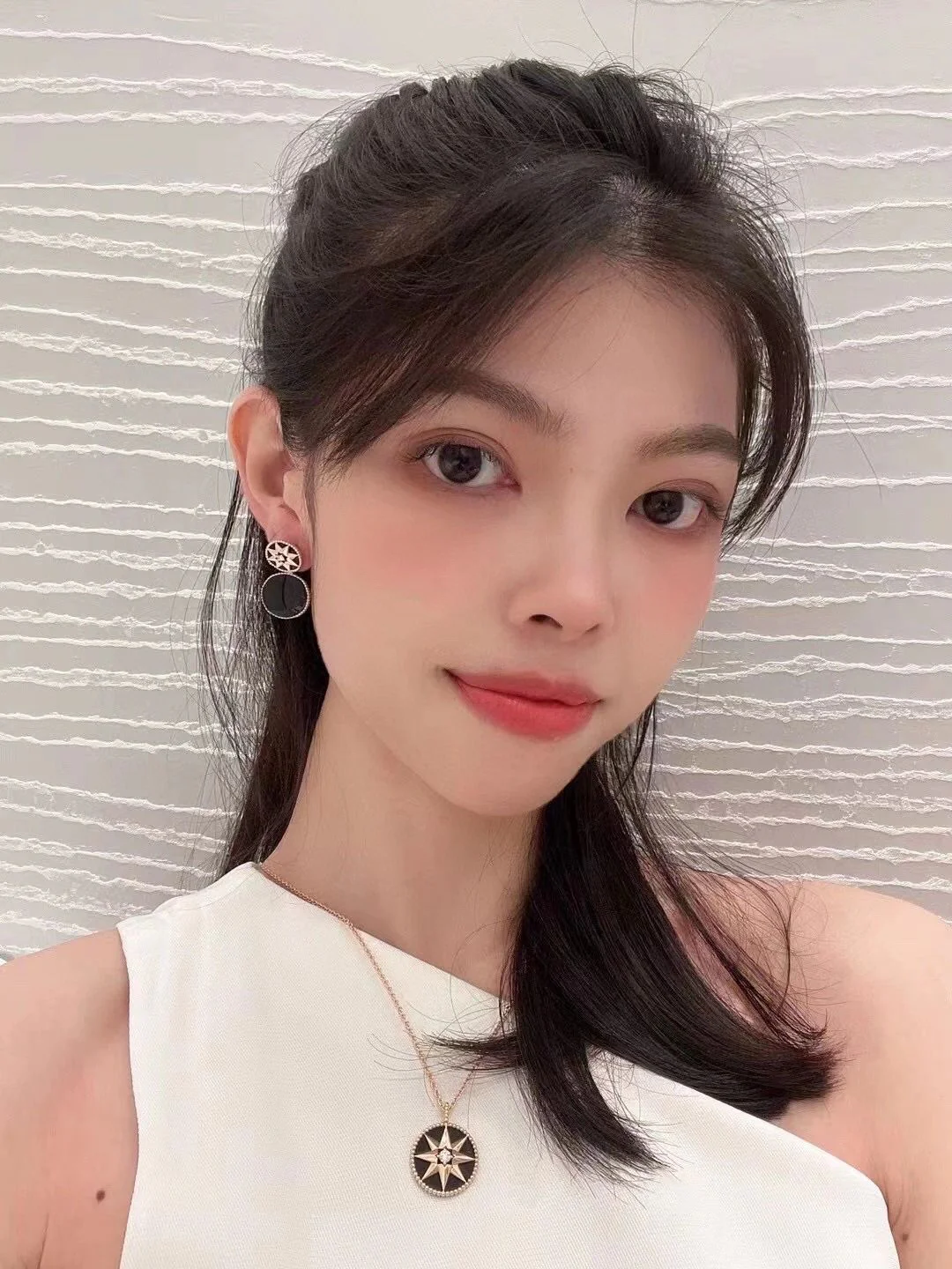 CDEV001 18K Gold Dior ROSE DES VENTS Earrings for Women - ccjewelryacc