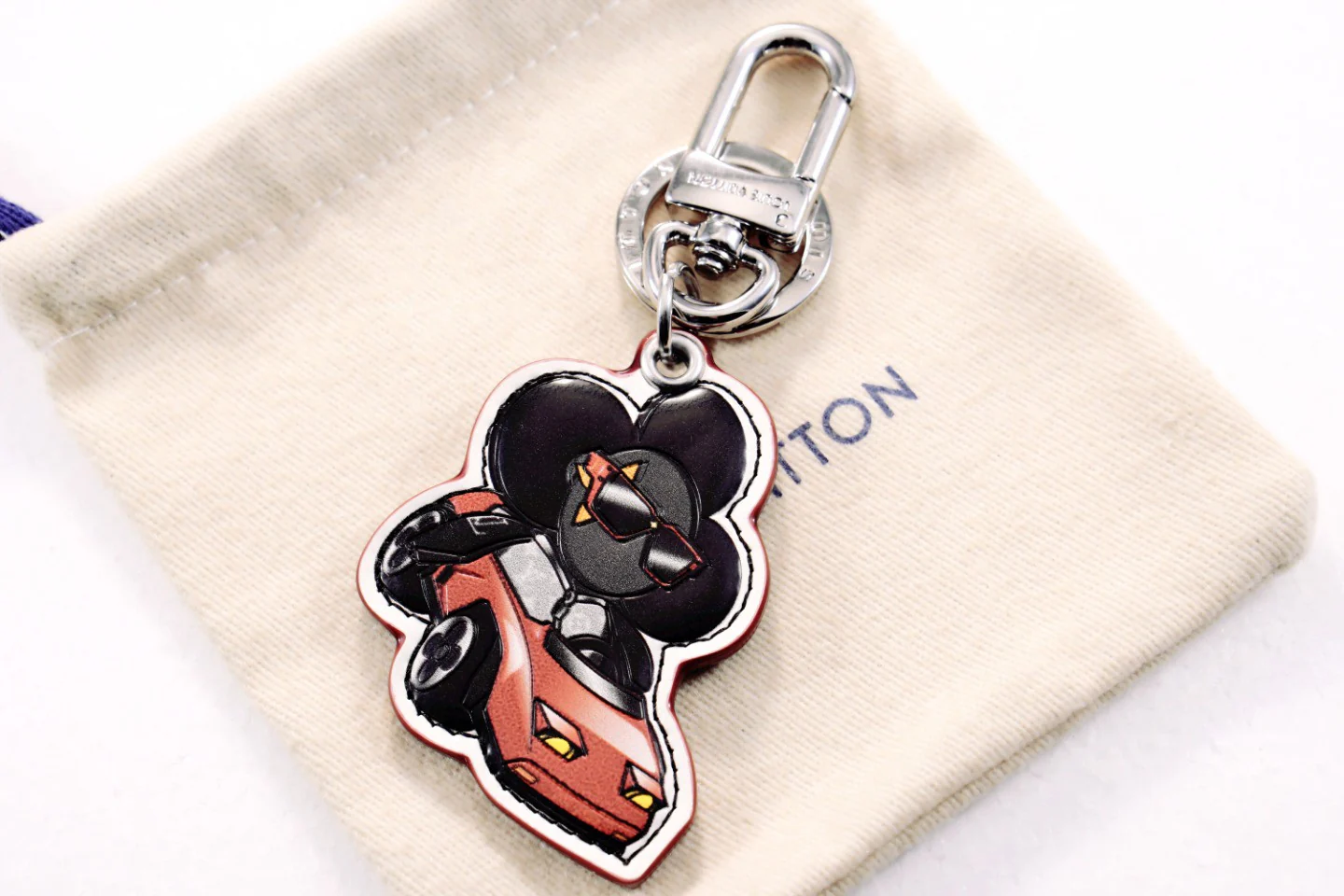 LVK077 Luxury designer Chromatic Keychain - ccjewelryacc