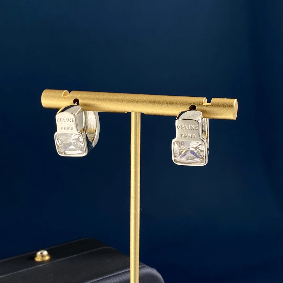 CLE024 Triomphe hook earring in metal and zircon - ccjewelryacc