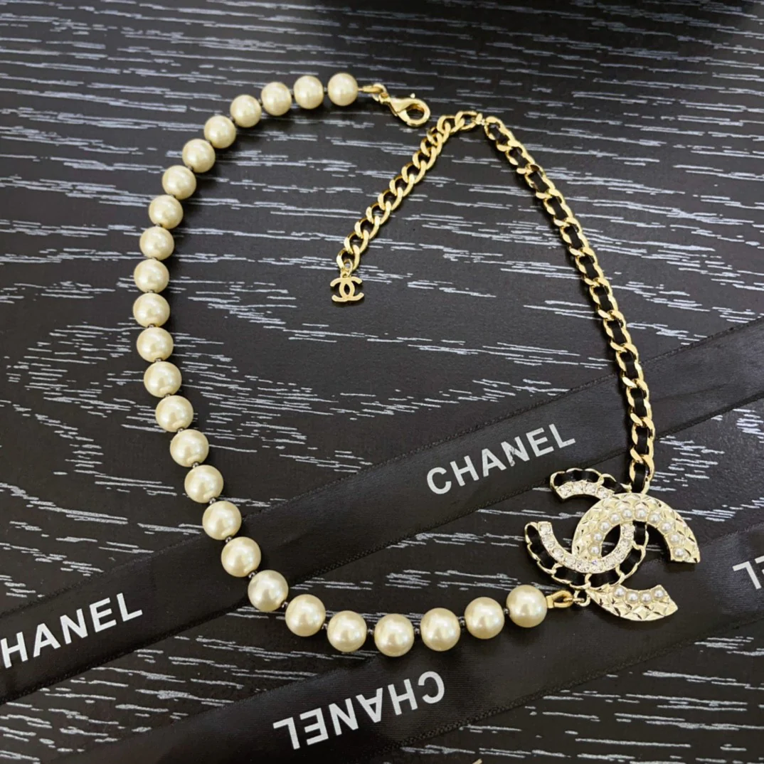 CCN017 Chanel Peal Choker Necklace For Women - ccjewelryacc