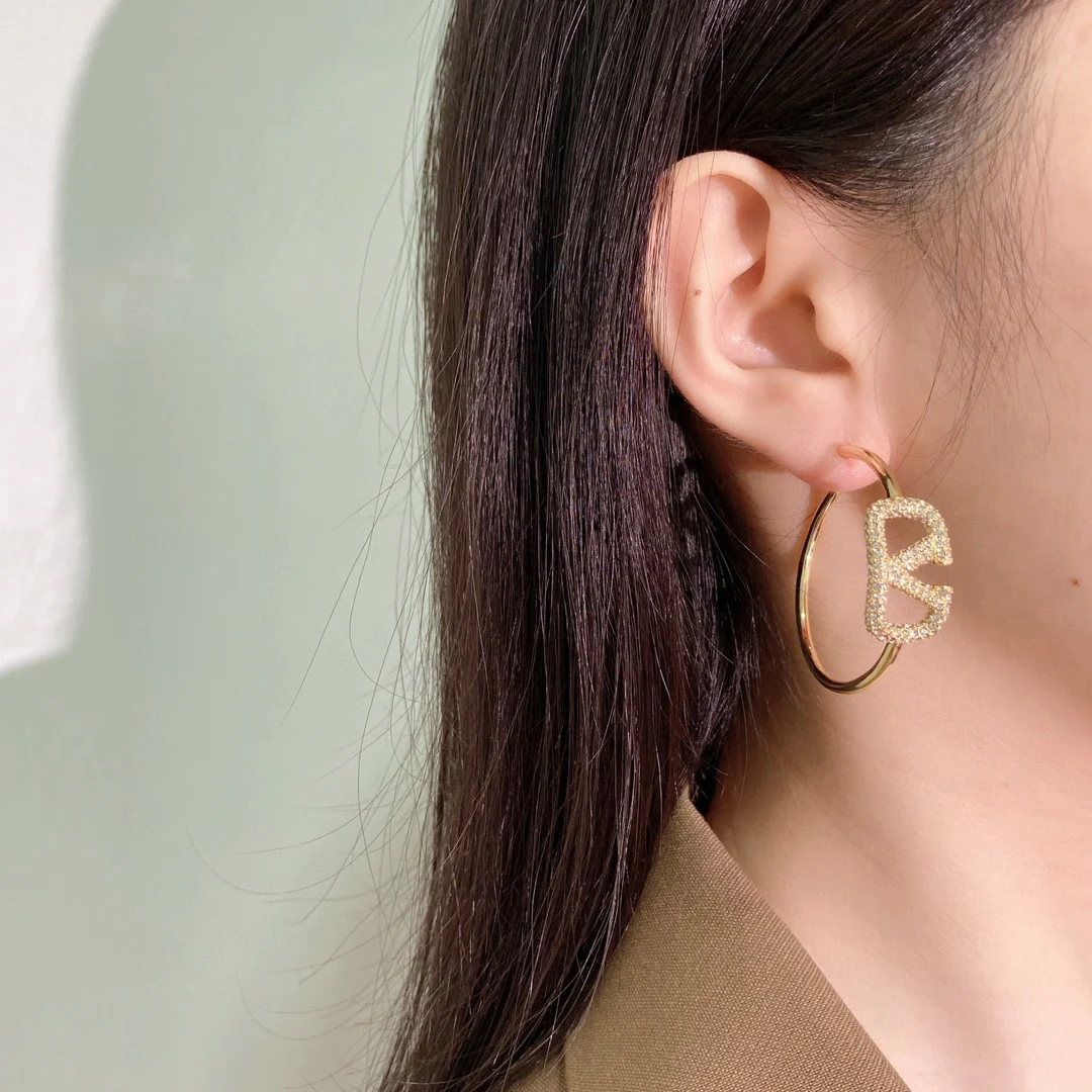 VTE031 Valentino Garavani Gold VLogo Signature Hoop Earrings in metal and crytal - ccjewelryacc