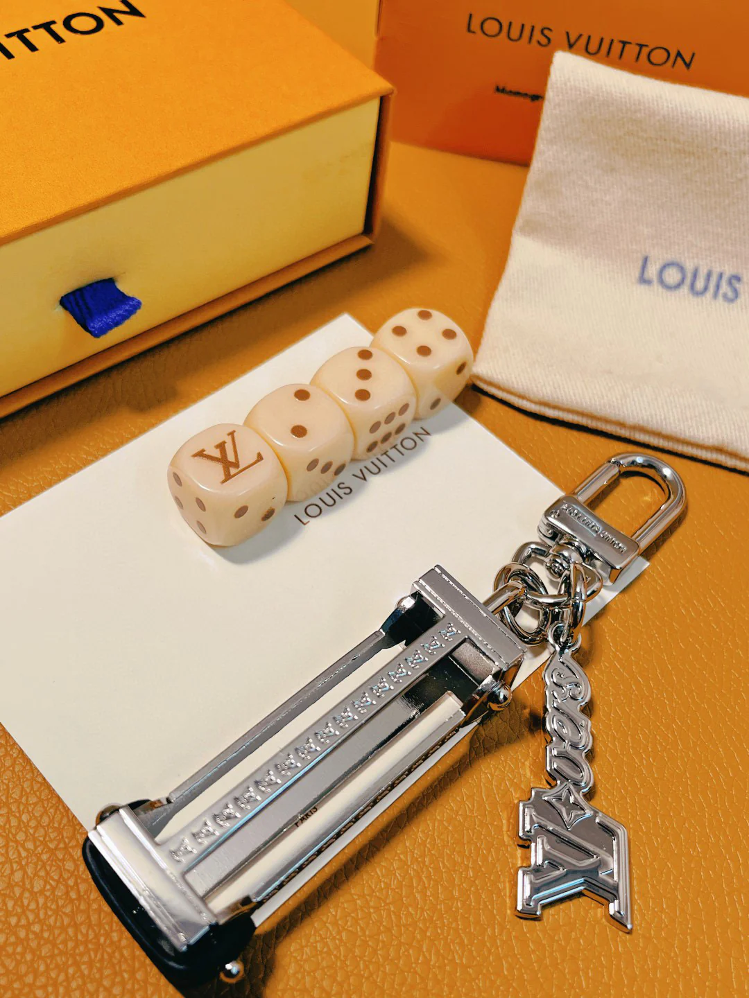 LVK105 Luxury designer Chromatic Keychain M01750 - ccjewelryacc