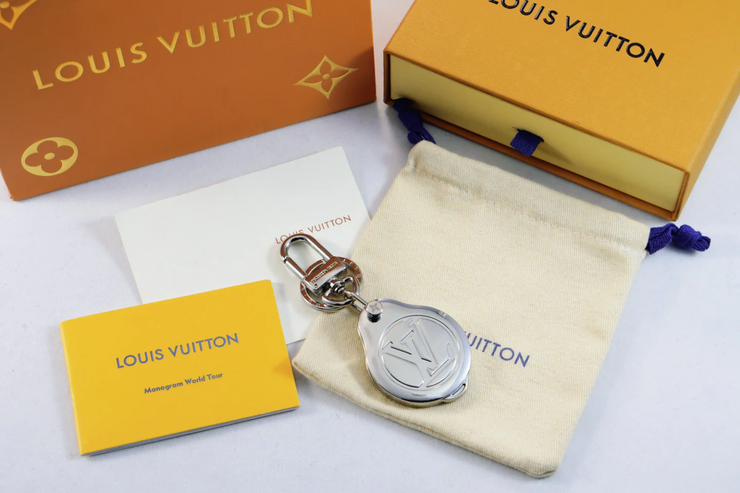 LVK065 Luxury designer Chromatic Keychain M77149 - ccjewelryacc